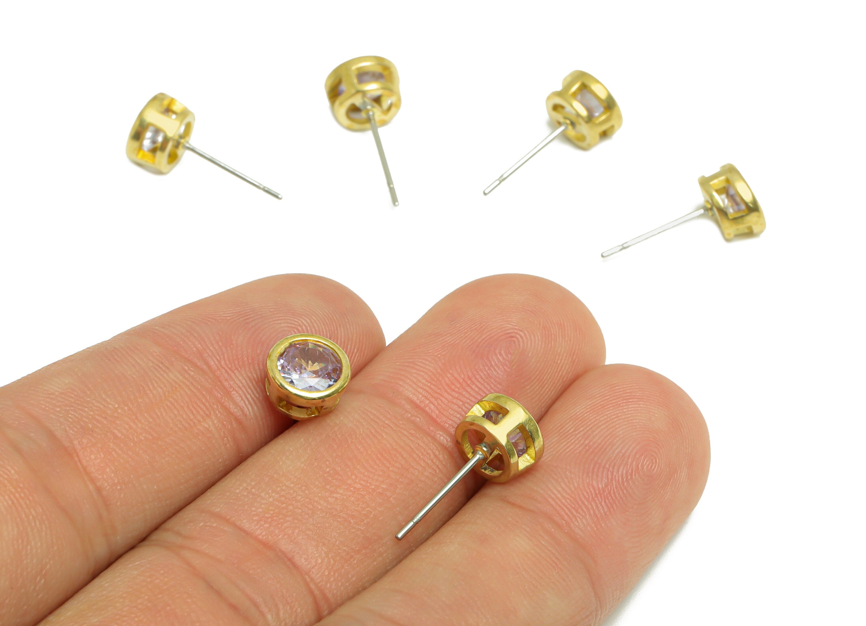 Lavenda (CZ-06) Zircon Earring Stud - Raw Brass Round Earring Post - Cubic Zircon Earring Post - 16.6x7.68x5.5mm - PP9682Z - DOMEDBAZAAR