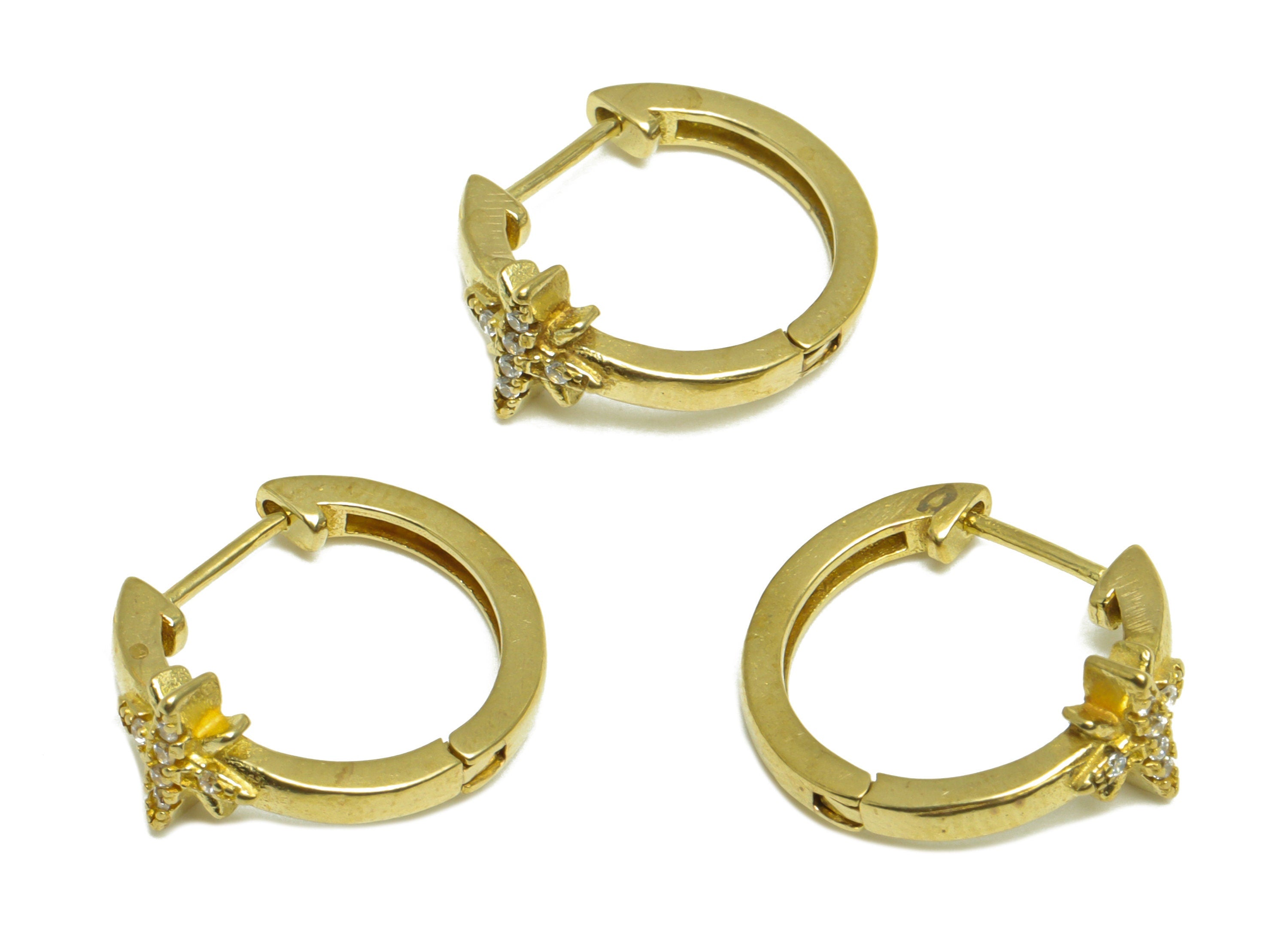 Brass CZ Star Huggie Hoop Earring - Raw Brass North Star Cubic Zircon Earring - Brass Huggie Hoop Clasp Earring - 18.7x17x7.7mm - PP10038 - DOMEDBAZAAR