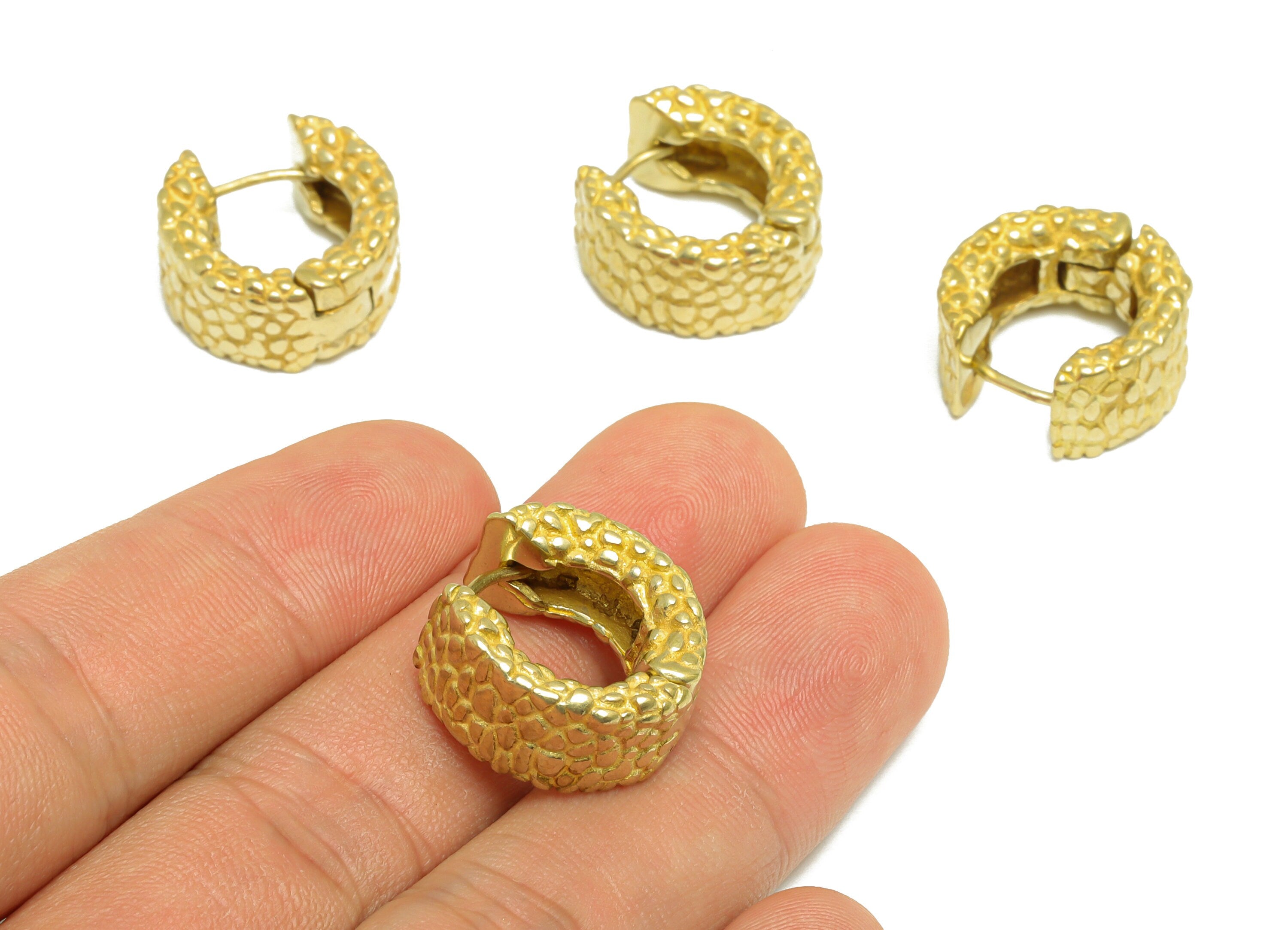 Brass Thick Huggie Hoop Earring - Raw Brass Textured Hoop Earring - Brass Hoop Huggie Earring - Thick Huggie Earring - 19x19x9mm - PP10045 - DOMEDBAZAAR