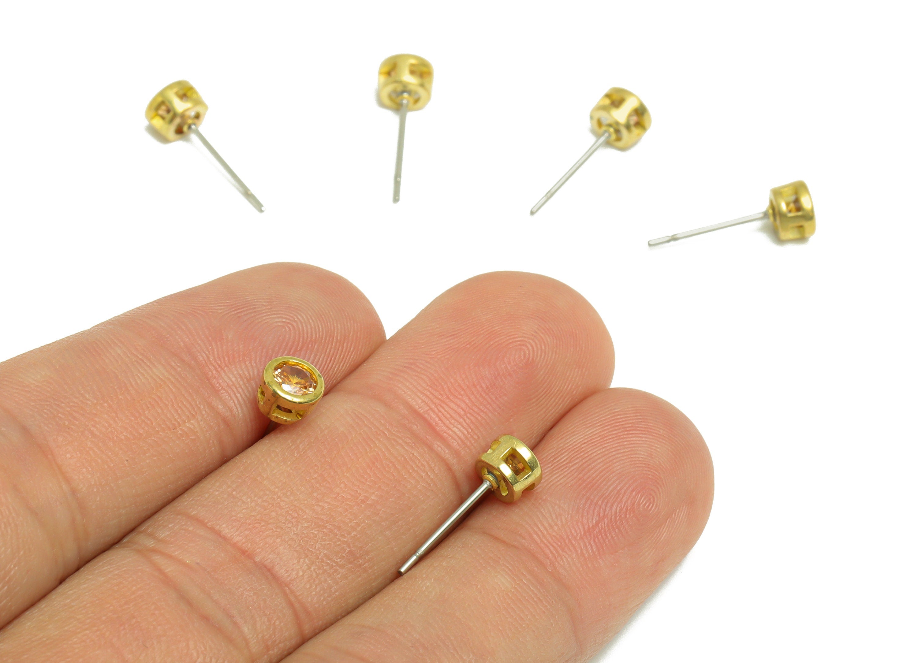 Champagne (CZ-19) Zircon Earring Stud - Raw Brass Minimalist CZ Earring Post - Cubic Zircon Earring Post - 15.6x5.4x3.5mm - PP9825N - DOMEDBAZAAR