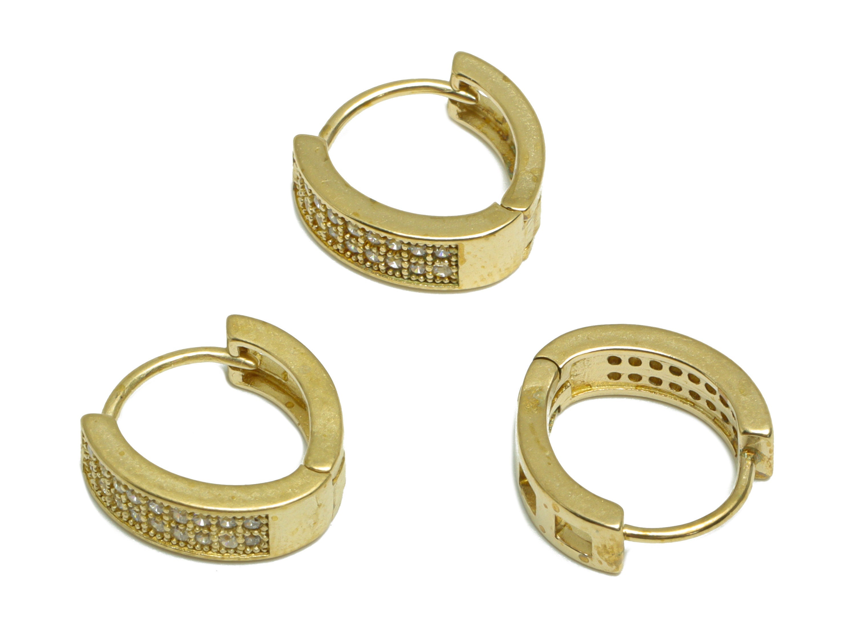 Brass CZ Huggie Hoop Earring - Brass Hoop Oval Zircon Earring - Brass  Huggie Earring - Zircon Huggie Hoop Earring - 13.4x13x4mm - PP9980 - DOMEDBAZAAR