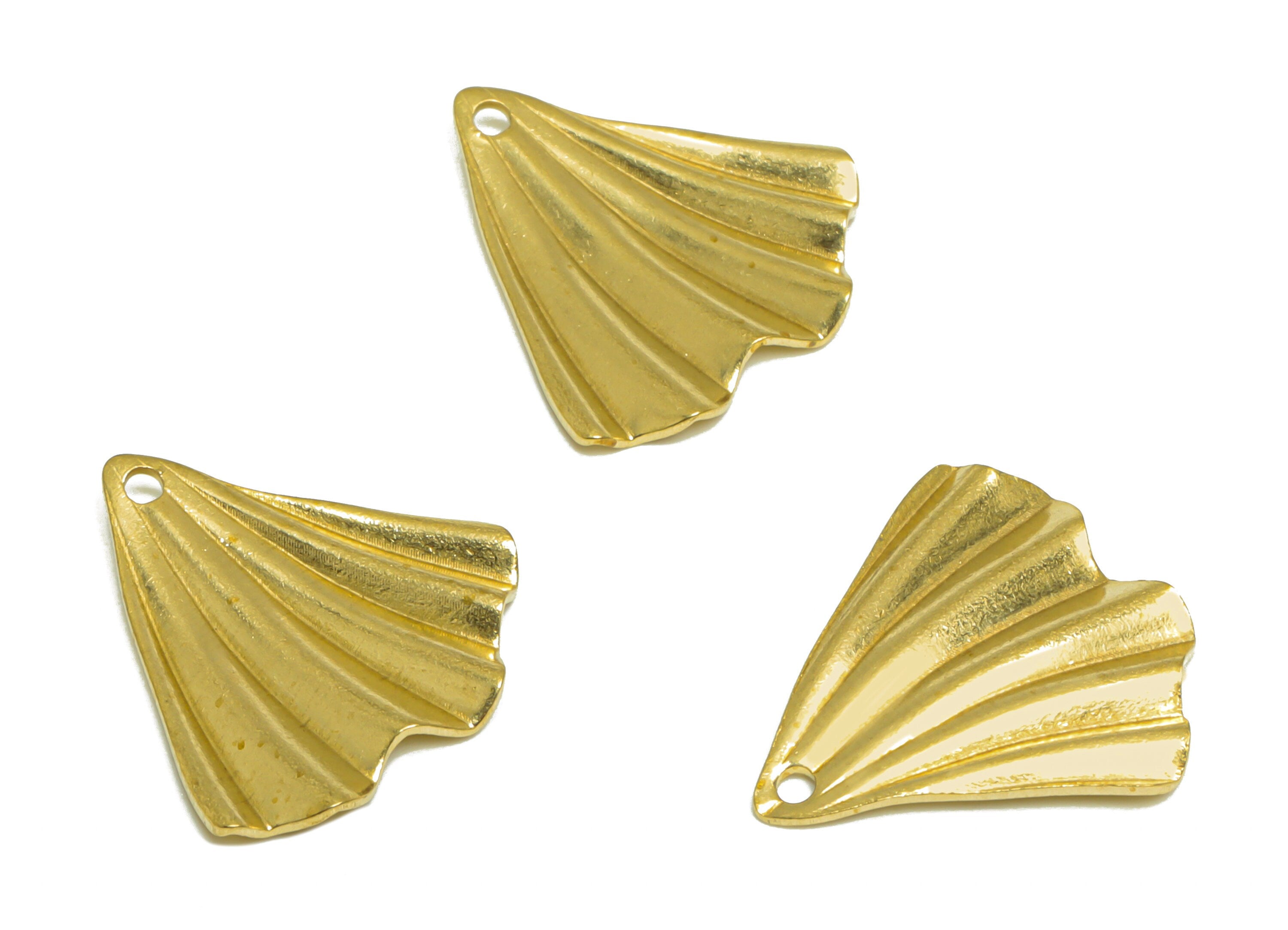Brass Fan Earring Charm - Raw Brass Wavy Whale Tail Earring Charm - Brass Wavy Fan Pendant - Brass Tail Charm - 18.7x17.7x1.5mm - PP10284 - DOMEDBAZAAR