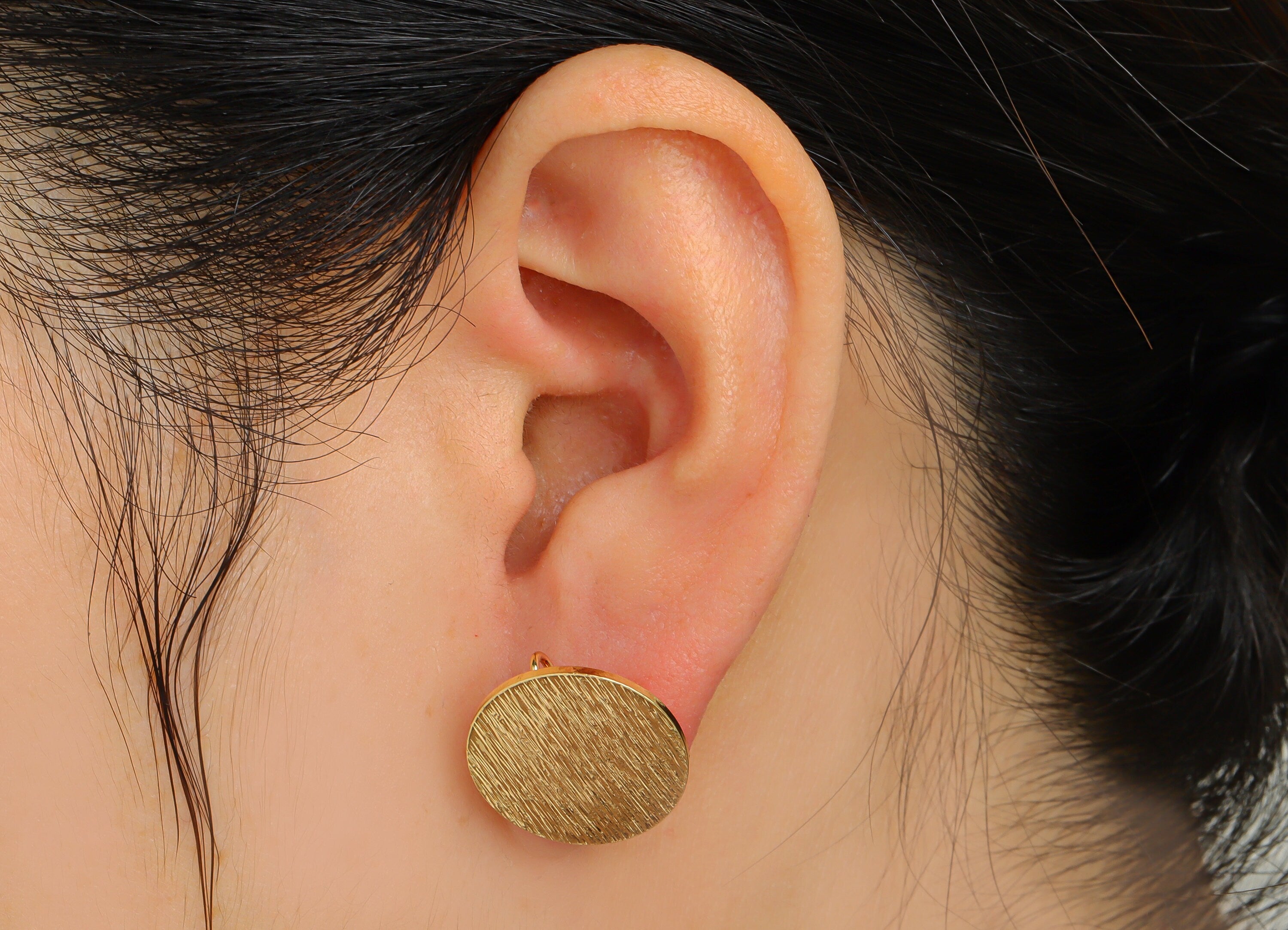 Brass Round Earring Stud - Raw Brass Textured Circle Earring Post - Brass Circle Post With Loop - Kc Gold Tone Plating - 18x18x1mm - PP10444 - DOMEDBAZAAR