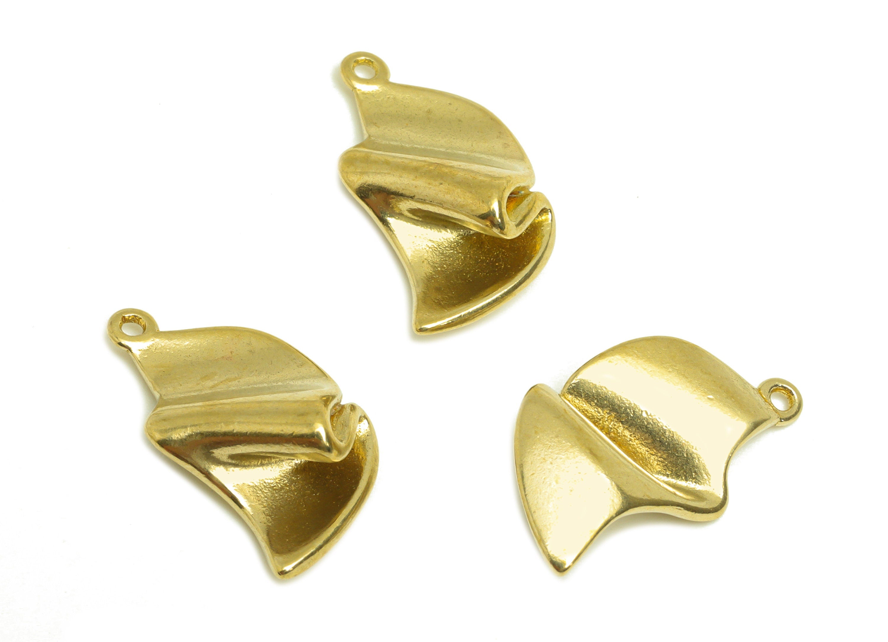 Brass Wavy Earring Charm - Raw Brass Fold Geometry Earring Charm - Brass Wavy Geometry Pendant - For Necklace - 19x10.5x5mm - PP10723 - DOMEDBAZAAR