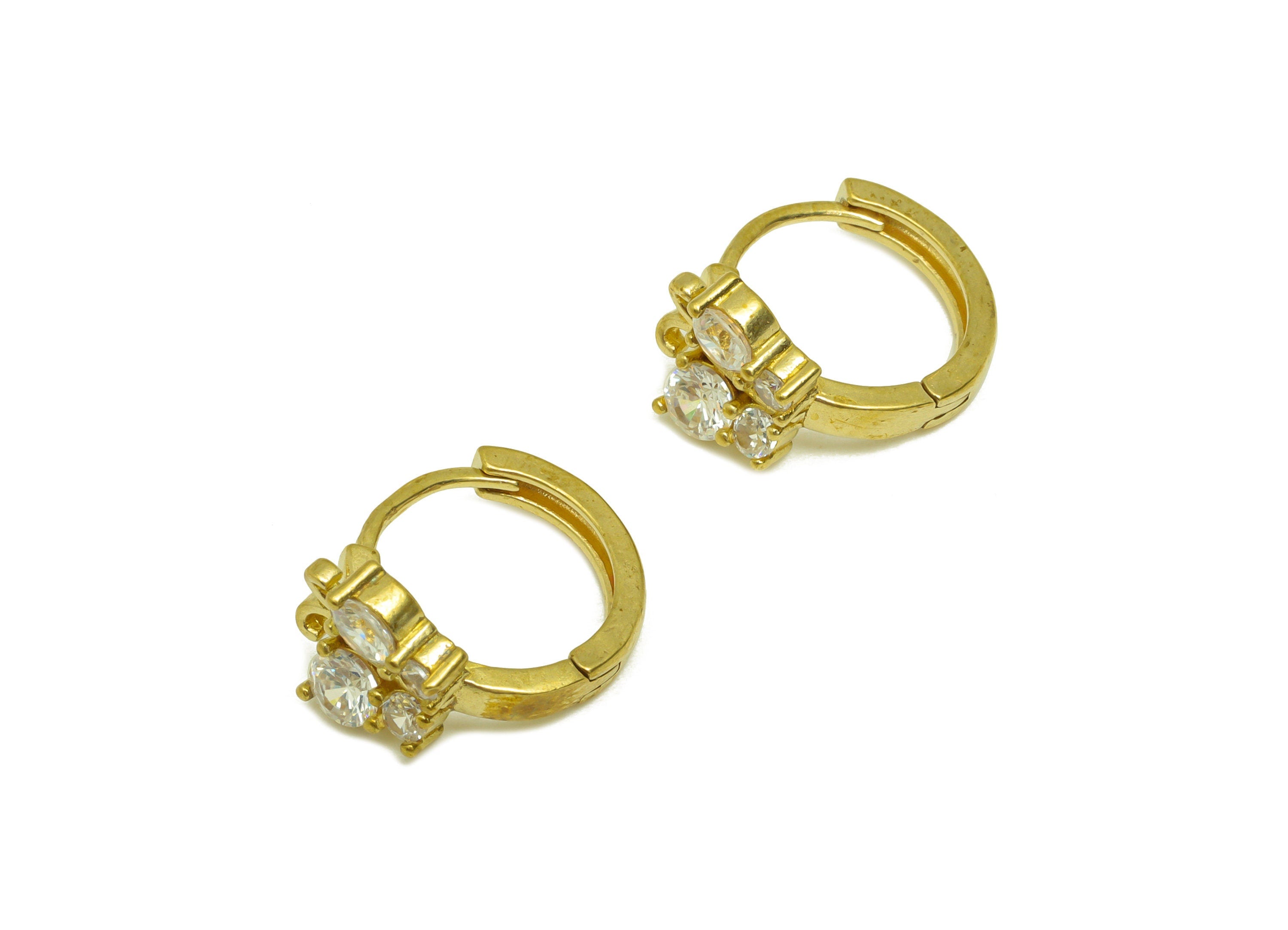 Brass Hoop Earring Charm - Brass Butterfly Cubic Zircon Huggie Earring Hoop - Brass CZ Circle Hoop Clasp Earring - 16.5x9.96x4mm - PP10673 - DOMEDBAZAAR