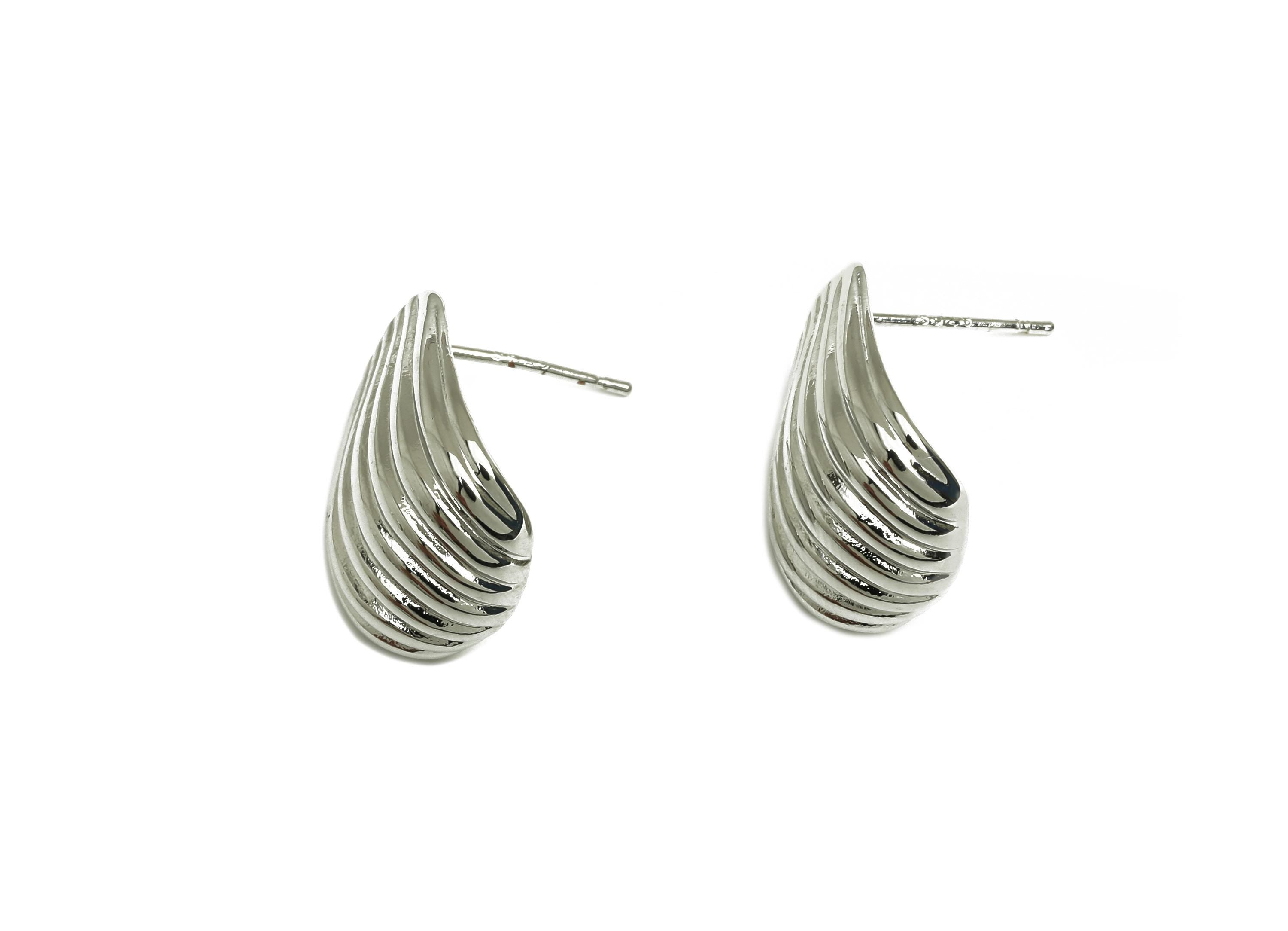Brass Conch Earring Stud - White Whelk Seashell Conch Ear Post - Textured Conch Earring - 18K Real White Gold Plated - 19x15x6.35mm -RGP7596 - DOMEDBAZAAR