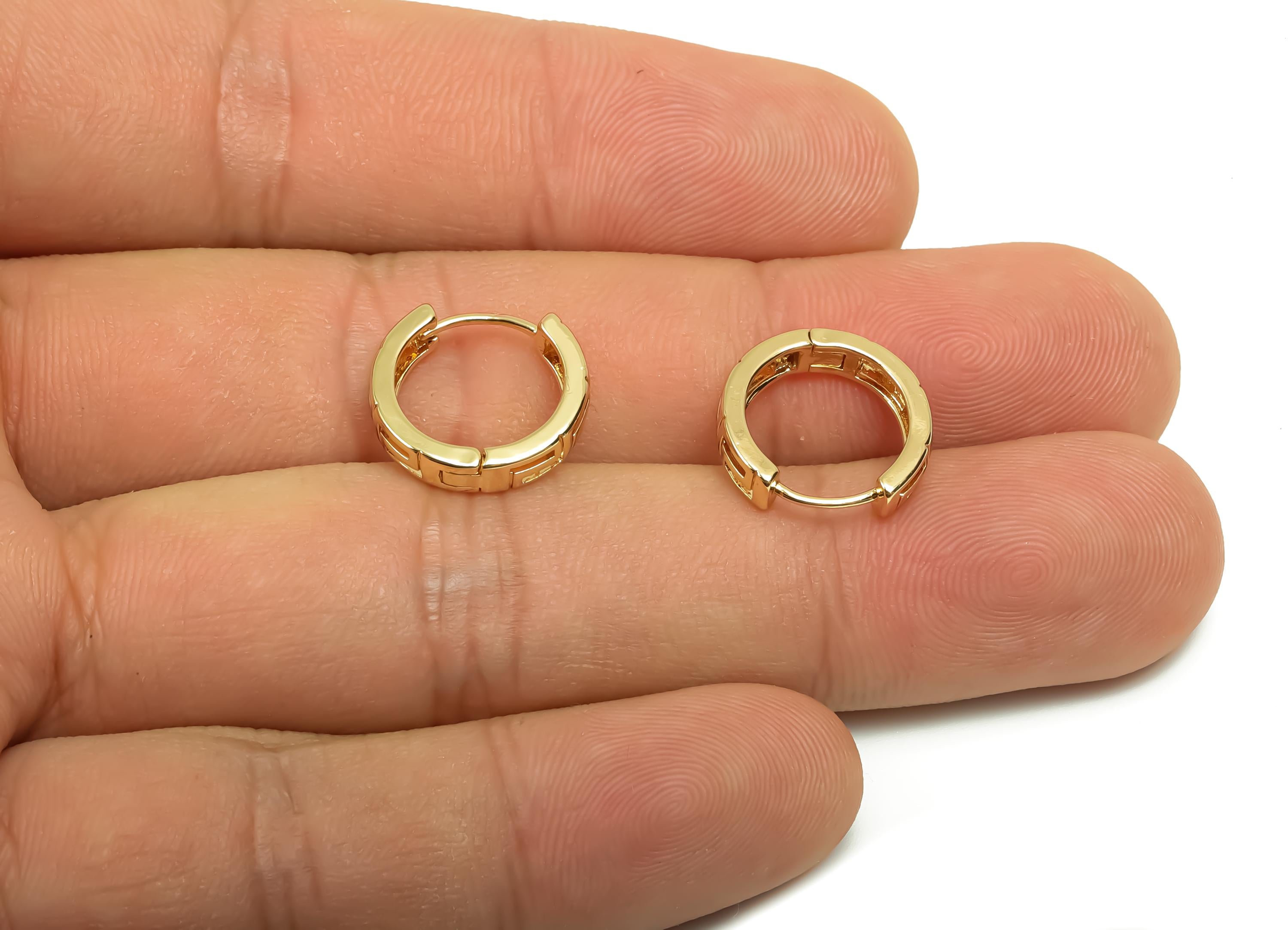 Brass Round Hoop Earring - Brass Huggie Hoop Earring -  Brass Hollow Clasp Hoop Earring - 18K Real Gold Plating - 14x13.5x1.66mm - RGP8115 - DOMEDBAZAAR
