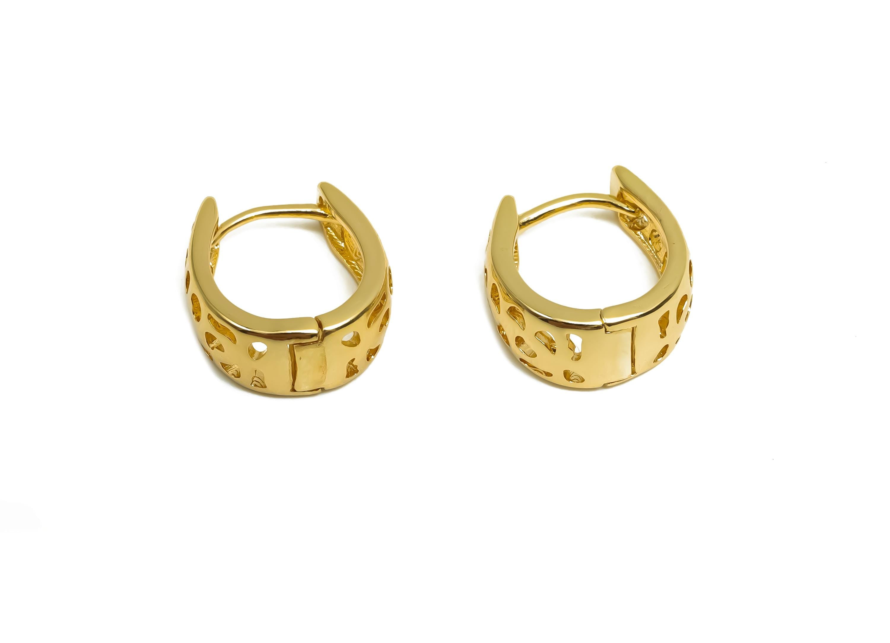Brass Hoop Earring - For Her - Horseshoe Huggie Hoop Clasp Earring - Valentine&#39;s Day - 18K Real Gold Plating Brass - 15x13.9x6.8mm - RGP8385 - DOMEDBAZAAR