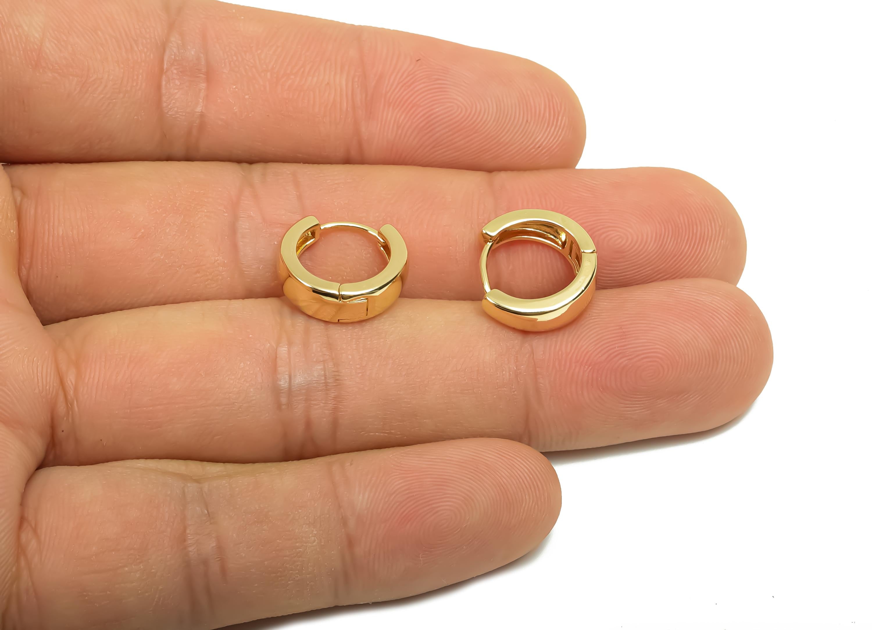 Brass Round Hoop Earring - Brass Huggie Hoop Earring - Brass Wide Clasp Hoop Earring - 18K Real Gold Plating - 14.8x13.7x4.8mm - RGP8131 - DOMEDBAZAAR