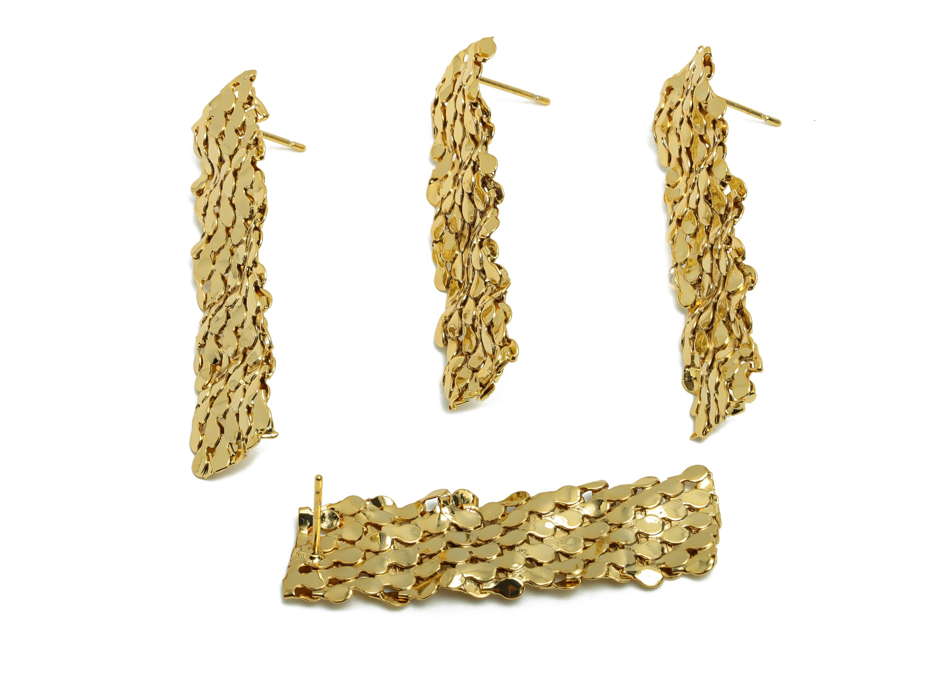 Brass Rectangle Earring Stud - Gold Earring Post for Woman&#39;s - Wave Rectangle Earring - 18K Real Gold Plating - 43.4x13.1x1.8mm - RGP8730 - DOMEDBAZAAR