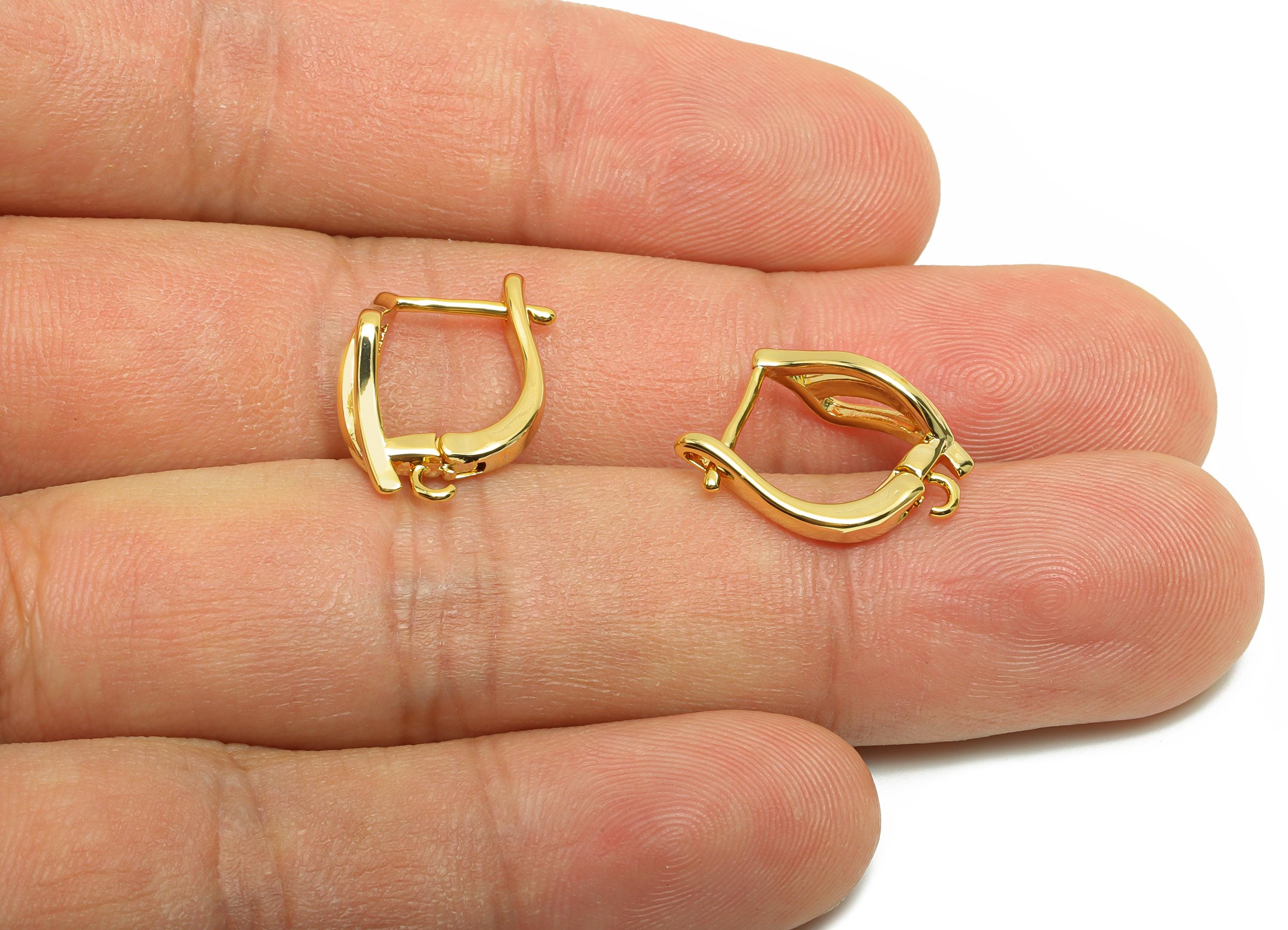 Gold English Lock Earring - For Women&#39;s Huggie U Earring - Brass Daily Wear Hoop Earring - 18K Real Gold Plating - 17x13.7x6.7mm - RGP8781 - DOMEDBAZAAR