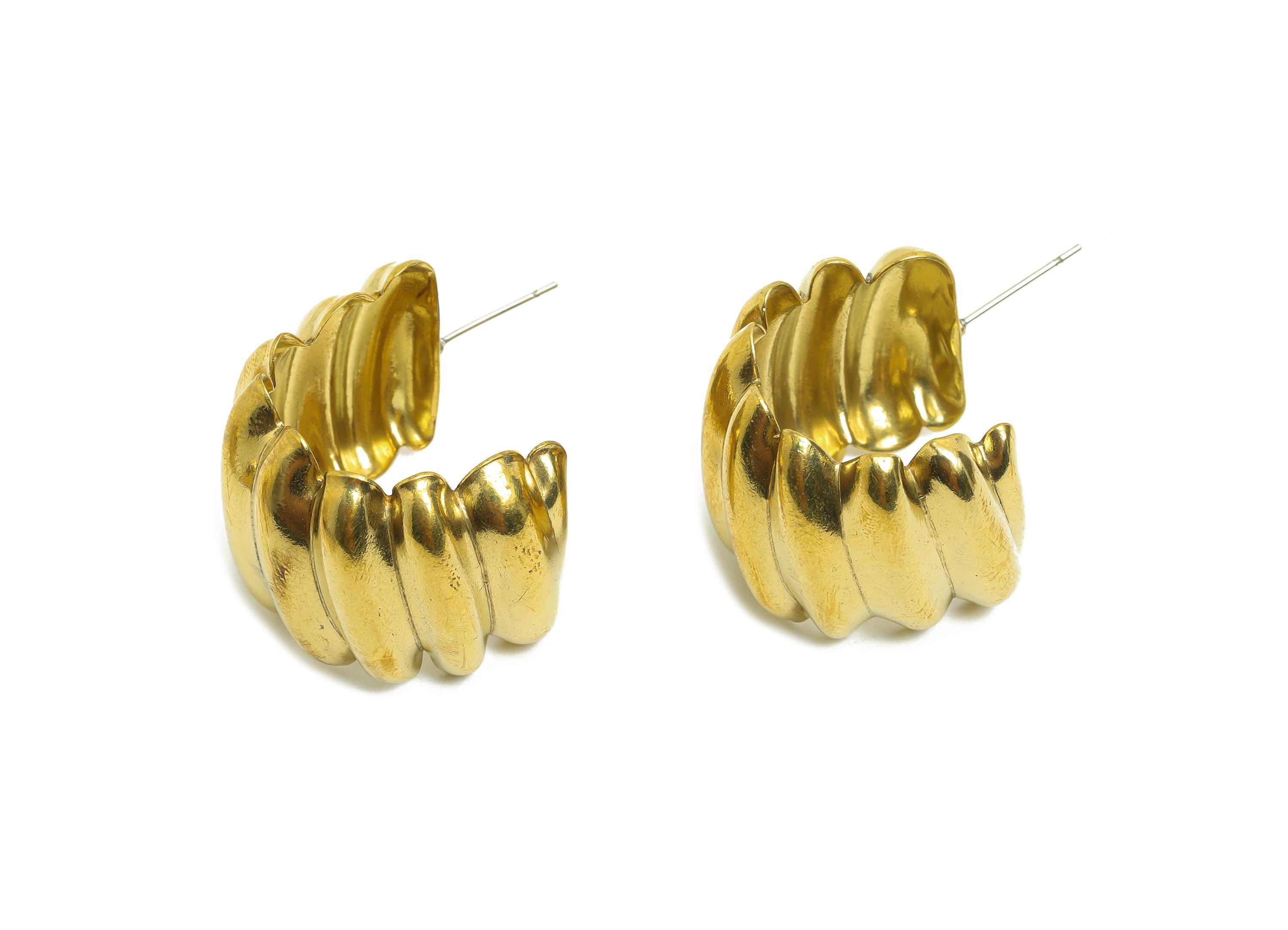 Bold Twisted Hoop Earring - Raw Brass Chunky Hoop Earring with Curved Detailing - Twisted Hoop Earring - Bold Jewelry - 26x22x23mm - PP10795 - DOMEDBAZAAR