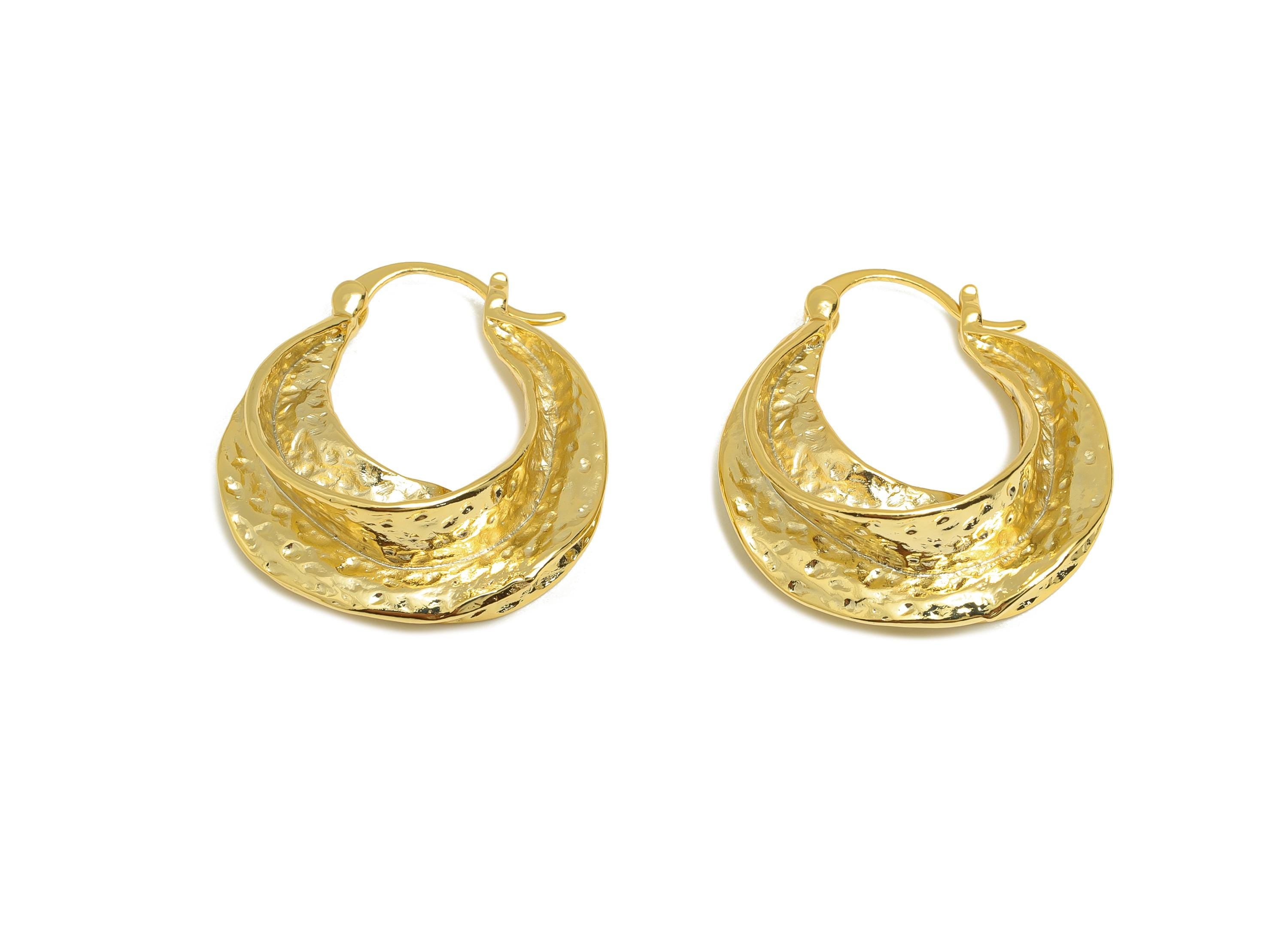 Brass Crescent Hoop Ear - Gold Huggie Earring for Girl&#39;s - Hammered Daily Wear Earring - 18K Real Gold Plated - 26.87x24.17x8.71mm - RGP8941 - DOMEDBAZAAR