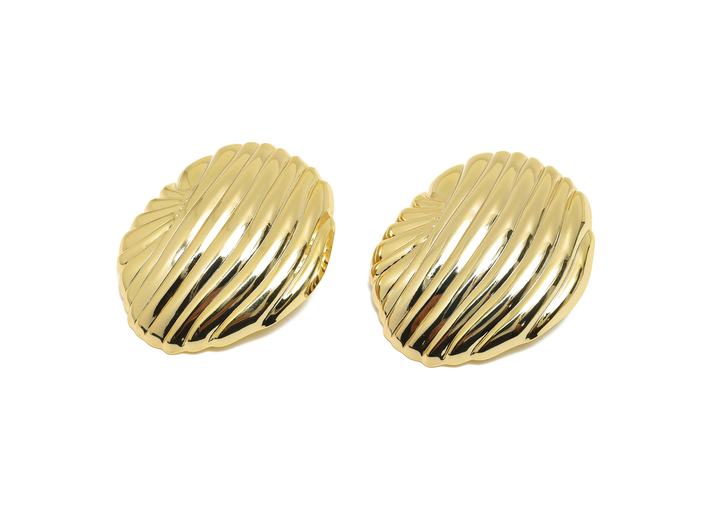 Brass Shell Earring - Brass Textured Bold Shell Earring - Gold Textured Wave Earring - Vintage-Inspired Rippled Stud - 49x41x8mm - RGP10079 - DOMEDBAZAAR