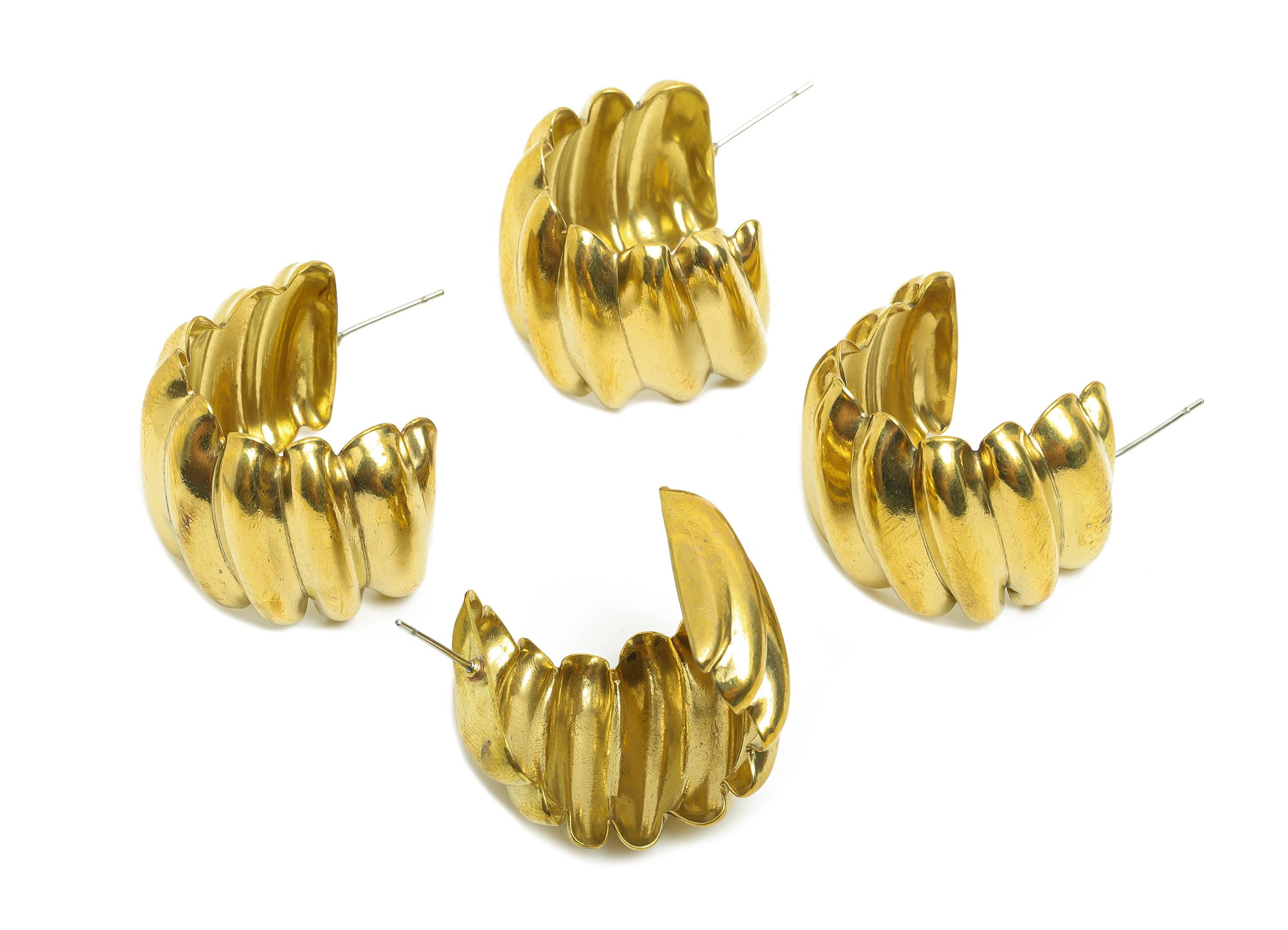 Bold Twisted Hoop Earring - Raw Brass Chunky Hoop Earring with Curved Detailing - Twisted Hoop Earring - Bold Jewelry - 26x22x23mm - PP10795 - DOMEDBAZAAR