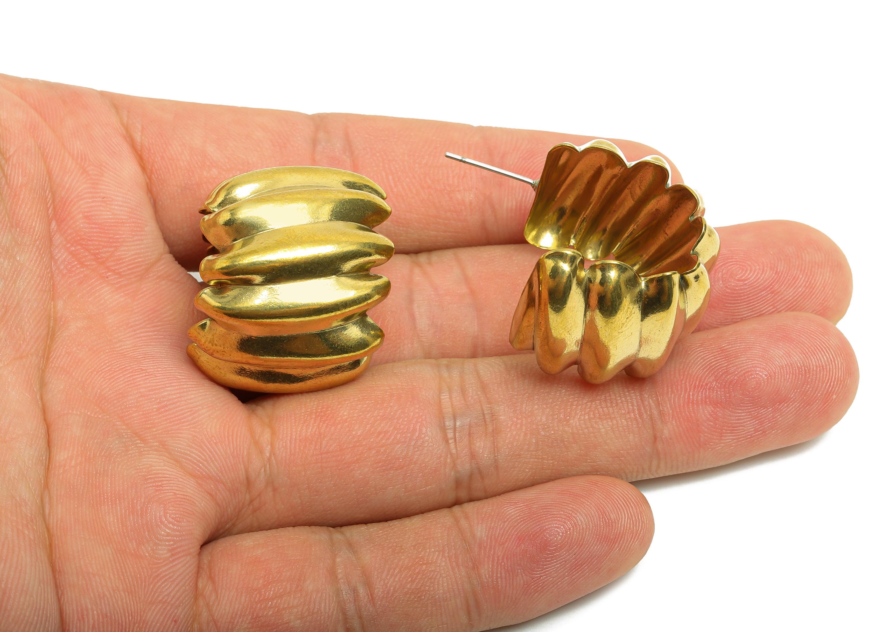 Bold Twisted Hoop Earring - Raw Brass Chunky Hoop Earring with Curved Detailing - Twisted Hoop Earring - Bold Jewelry - 26x22x23mm - PP10795 - DOMEDBAZAAR