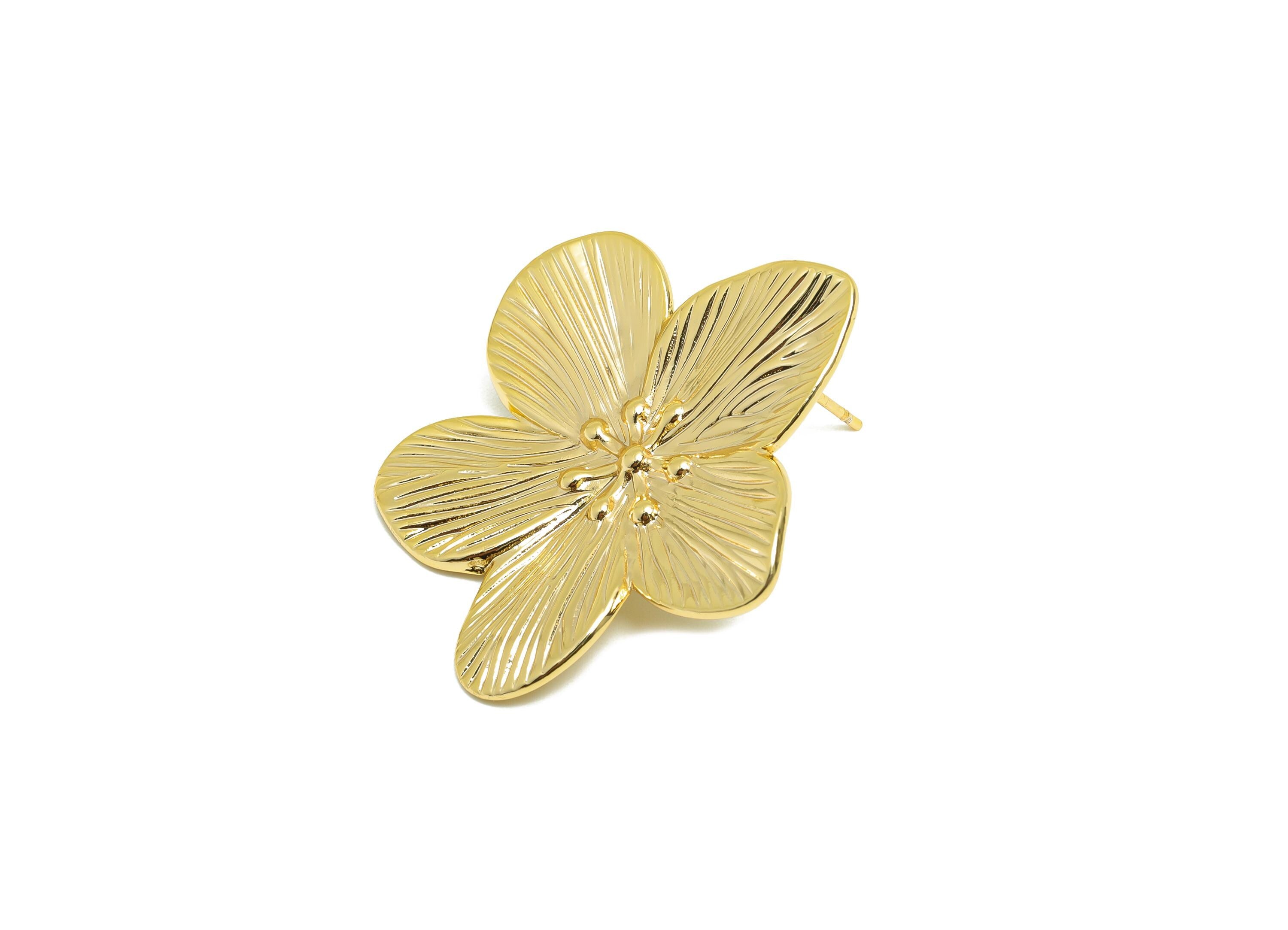 Brass Flower Earring Post - Brass Daisy Flower Earring Stud - Gold Textured Flower Earring Stud - Elegant Gold Jewelry - 32x29x3mm -RGP10049 - DOMEDBAZAAR