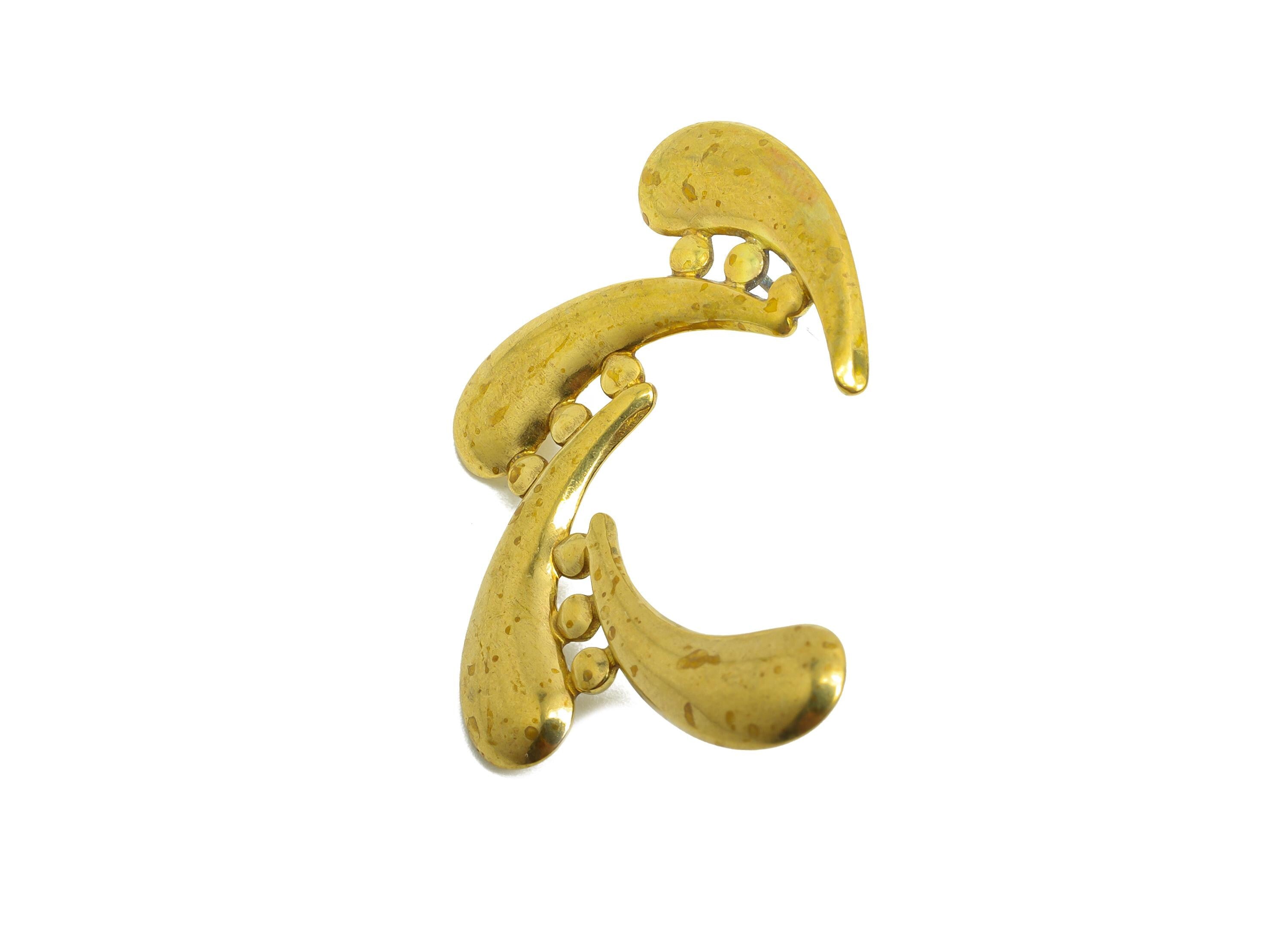 Abstract Swirl Earring Stud - Raw Brass Bold Artistic Swirl Earring Post - Fluid Curved Motif Post - Artistic Jewelry - 37x25x2mm - PP10775 - DOMEDBAZAAR