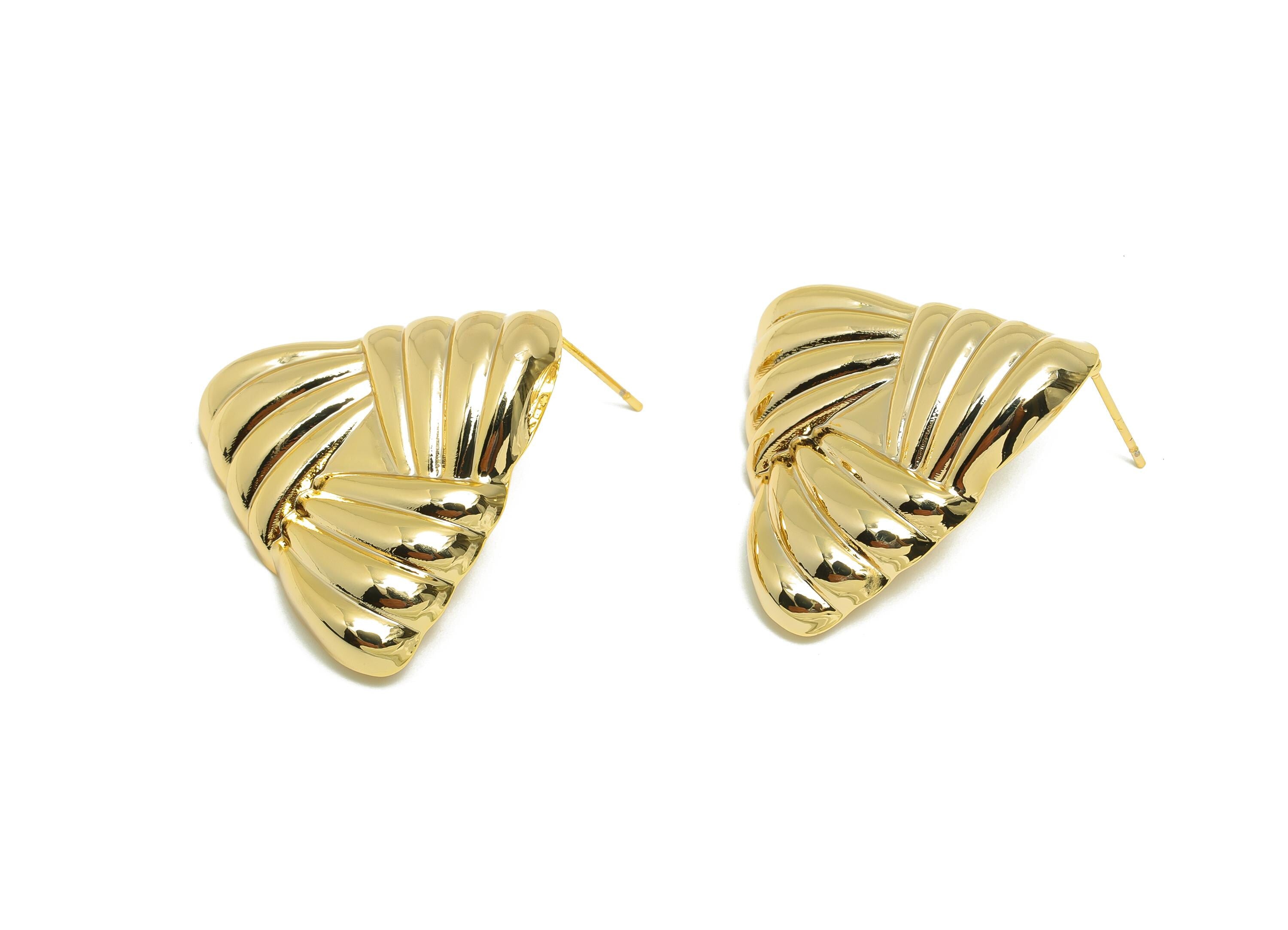Vintage Triangle Earring Stud - Brass Geometric Folded Earring - Retro Triangular Clip-On Earring Stud - Gold Jewelry - 29x28x4mm - RGP10041 - DOMEDBAZAAR