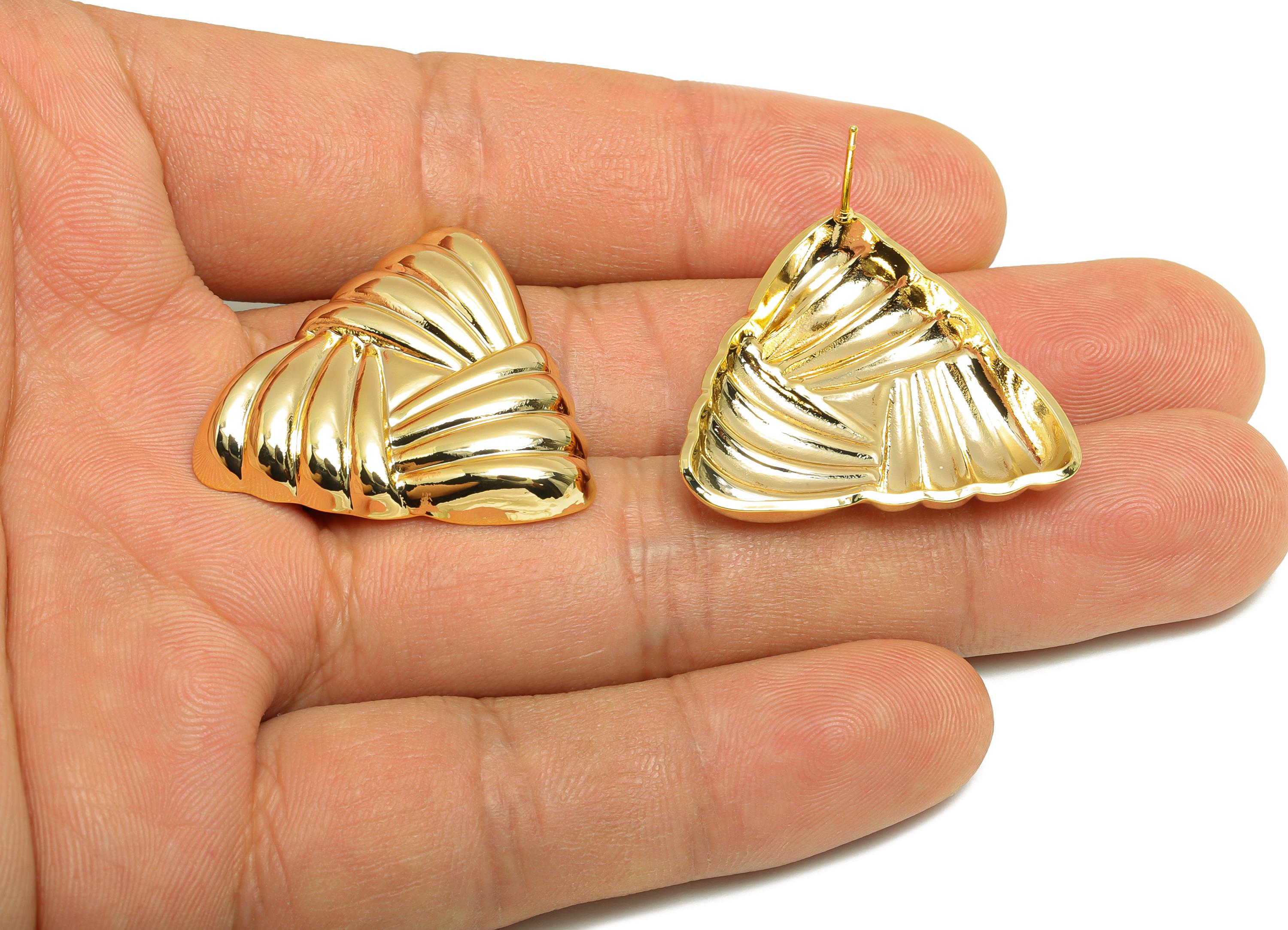 Vintage Triangle Earring Stud - Brass Geometric Folded Earring - Retro Triangular Clip-On Earring Stud - Gold Jewelry - 29x28x4mm - RGP10041 - DOMEDBAZAAR