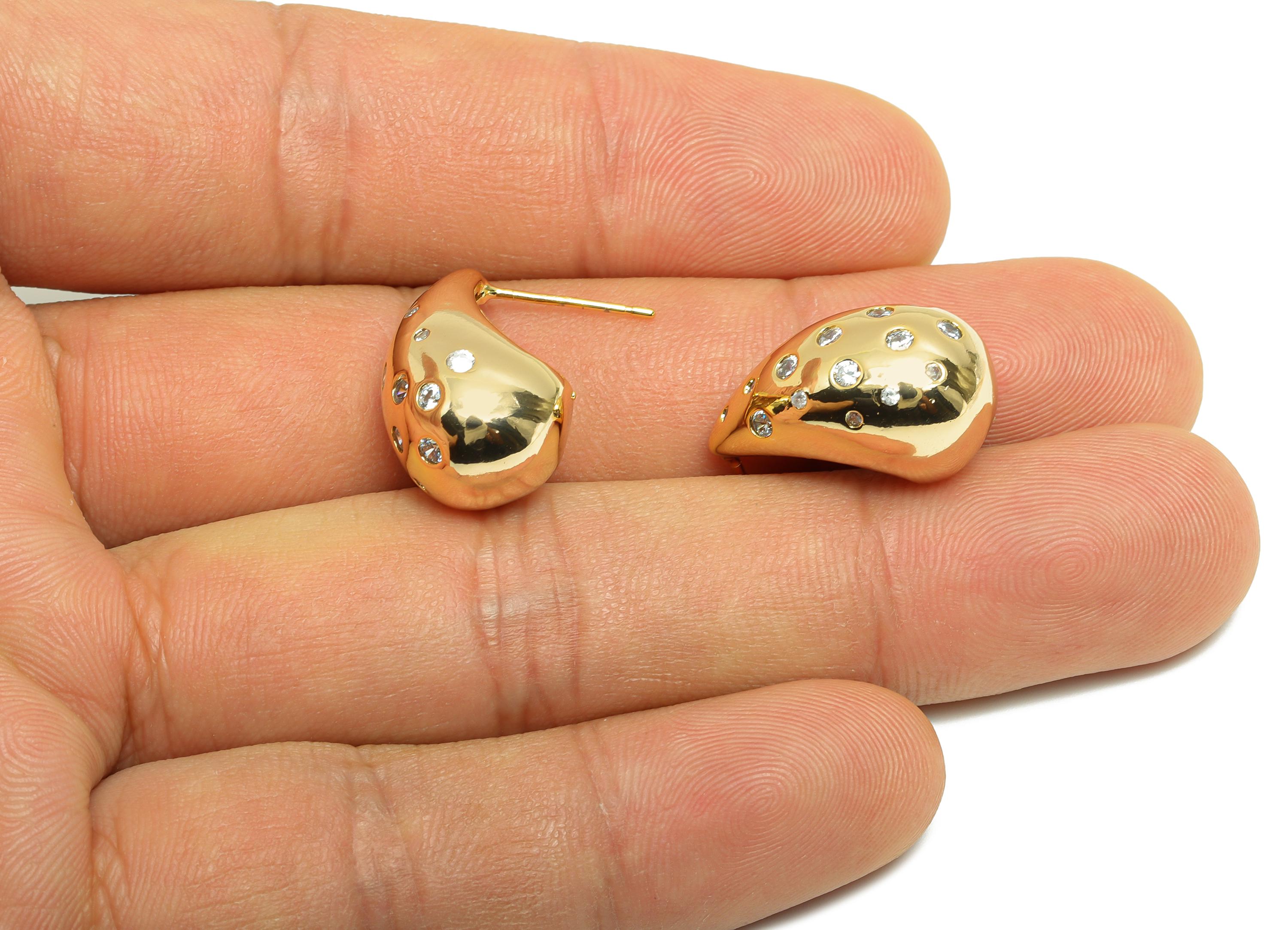 Brass Teardrop Earring - Brass Zircon Earring Post - Brass Antique Jewelry - Fashionable Earring Wear - Gold Jewelry - 20x11x11mm - RGP10097 - DOMEDBAZAAR