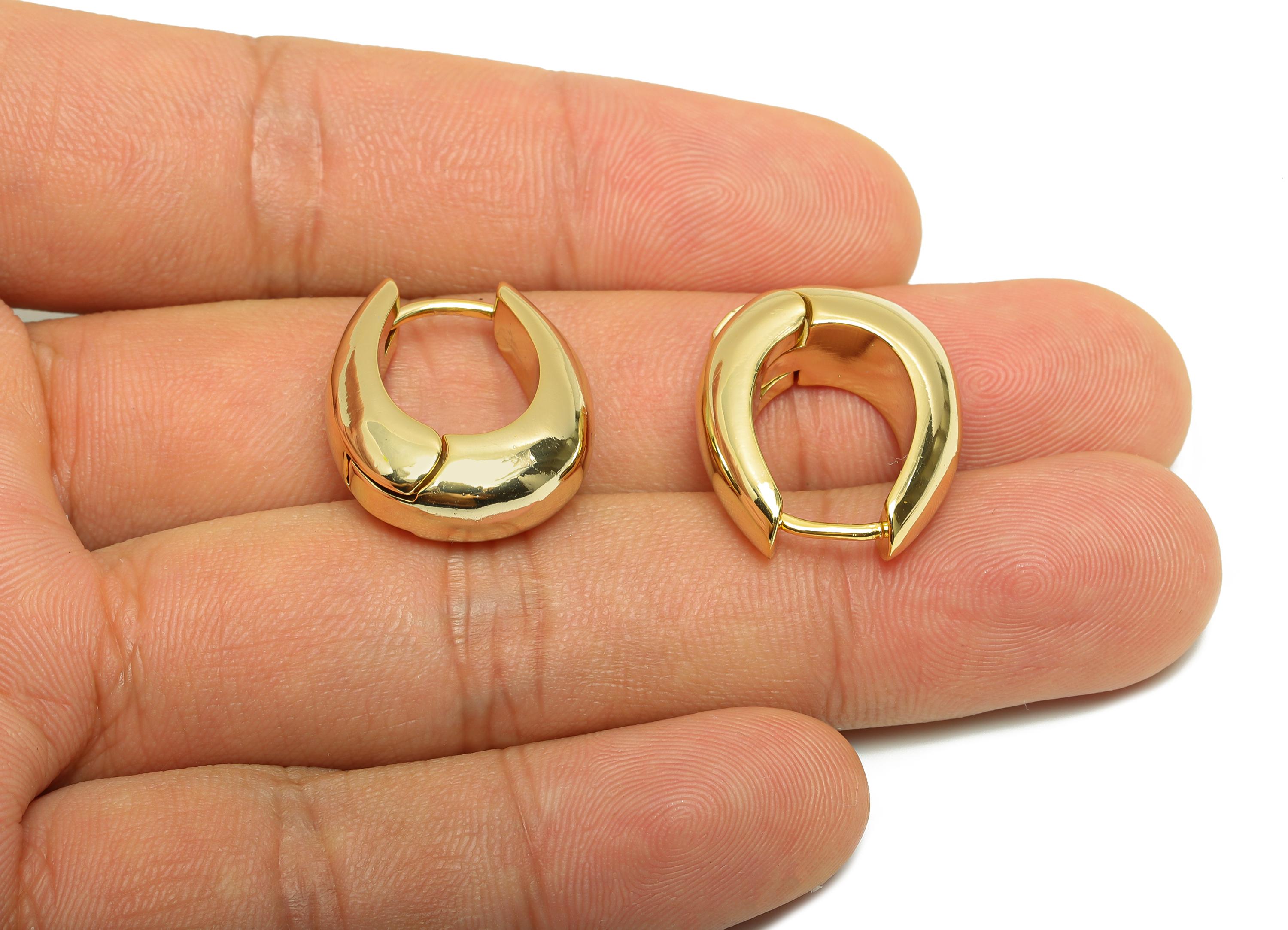 Brass Oval Hoop Earring - Gold Thick Huggie Earring - Minimalist Daily Wear Earring - 18K Real Gold Plating - 21.26x18.45x4.7mm - RGP9042 - DOMEDBAZAAR