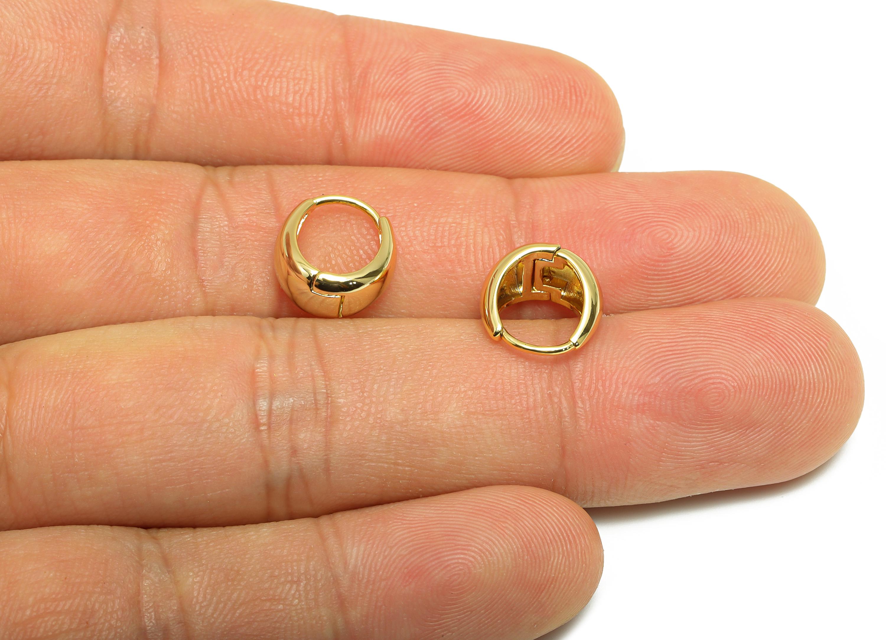 Classic Gold Hoop Earring - Brass Chunky Gold Huggie Earring - Brass Everyday Jewelry - 18K Real Gold Plating - 11.2x5x1mm - RGP9198 - DOMEDBAZAAR