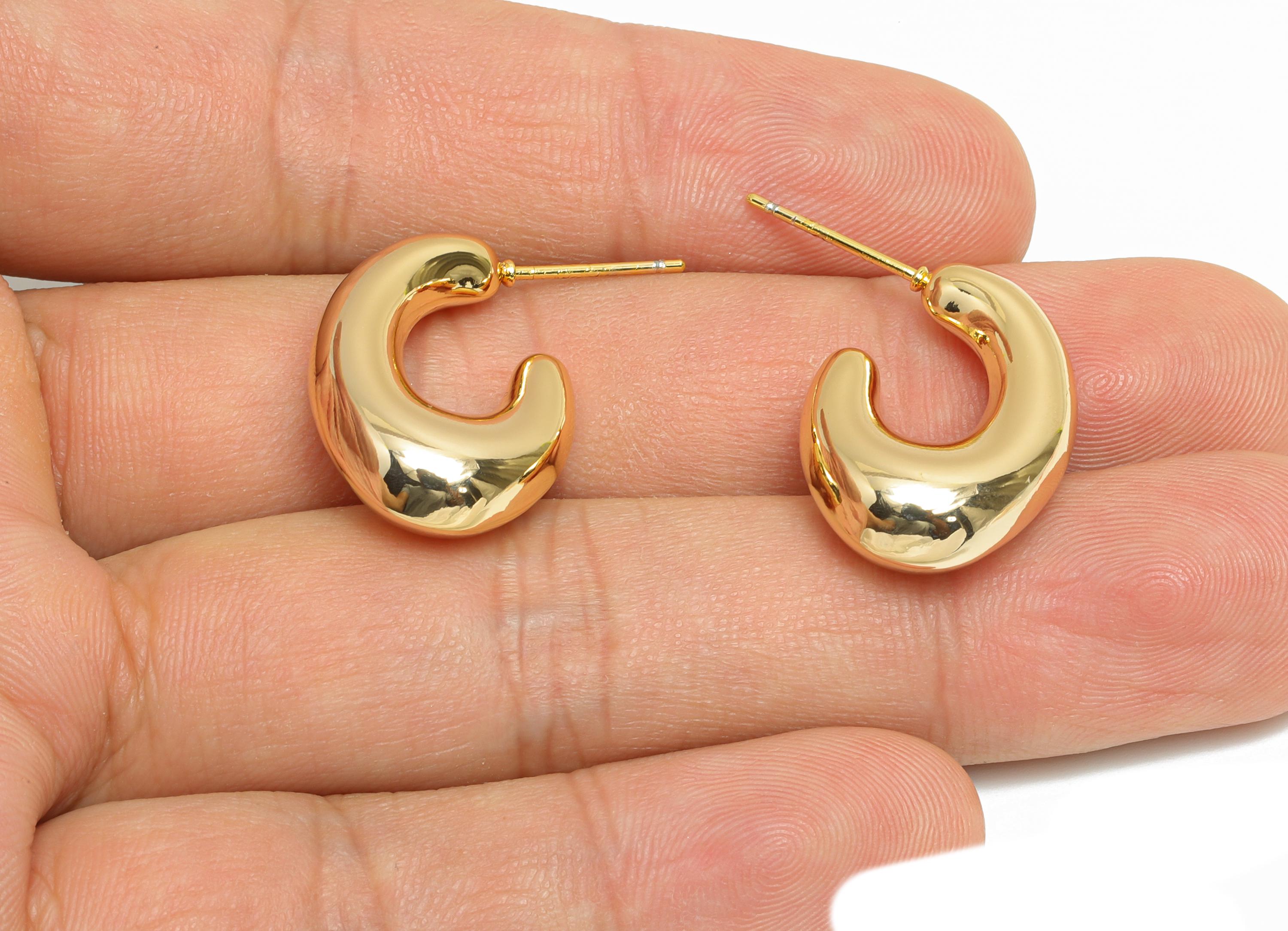 Abstract Gold Hoop Earring - Brass Minimalist Hoop Earring - Modern Gold Earring - Polished Gold Finish - Gold Jewelry - 23x16x7mm - RGP9415 - DOMEDBAZAAR