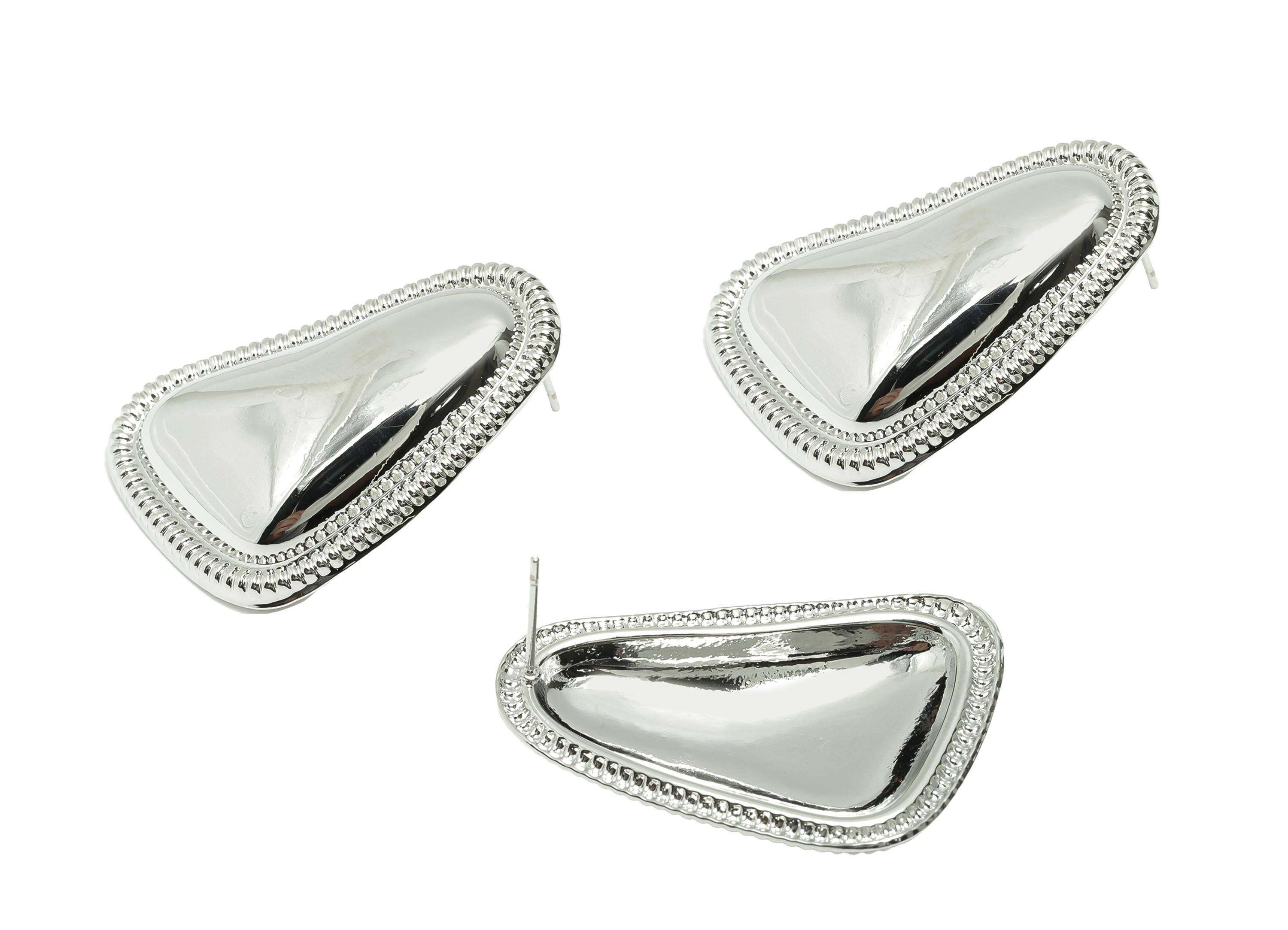 Brass Vintage Triangle Earring - Brass Artistic Triangle Embossed Borders Earrings Post - Trendy Silver Jewelry - 35.2x24.7x5mm - RGP10034 - DOMEDBAZAAR