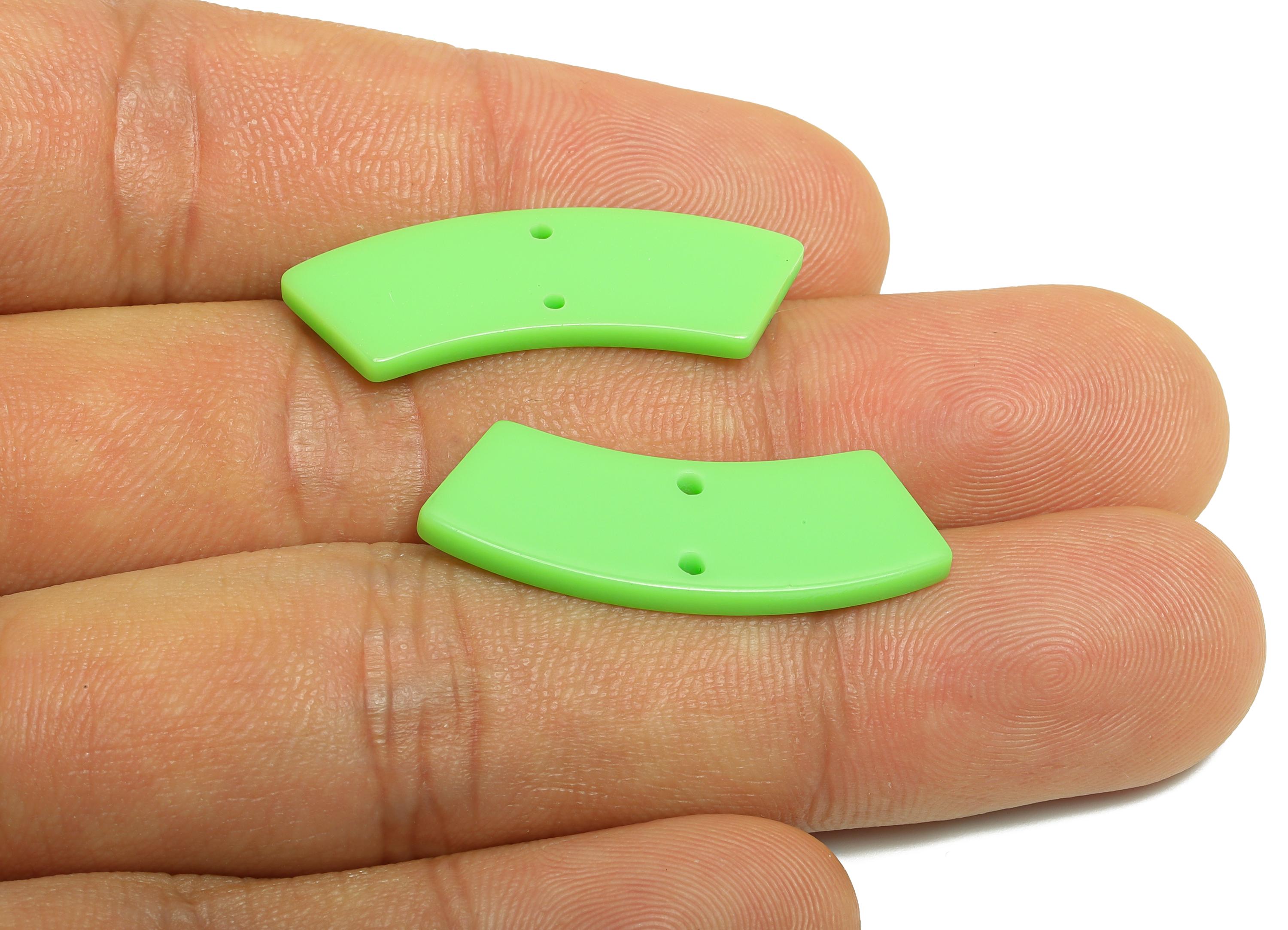 Acrylic Curved Connector - DIY Jewelry Crescent Connector - DIY Crafting - Handmade Accessory  - Craft Supplies - 30.95x9x2mm - AC2326-A1039 - DOMEDBAZAAR