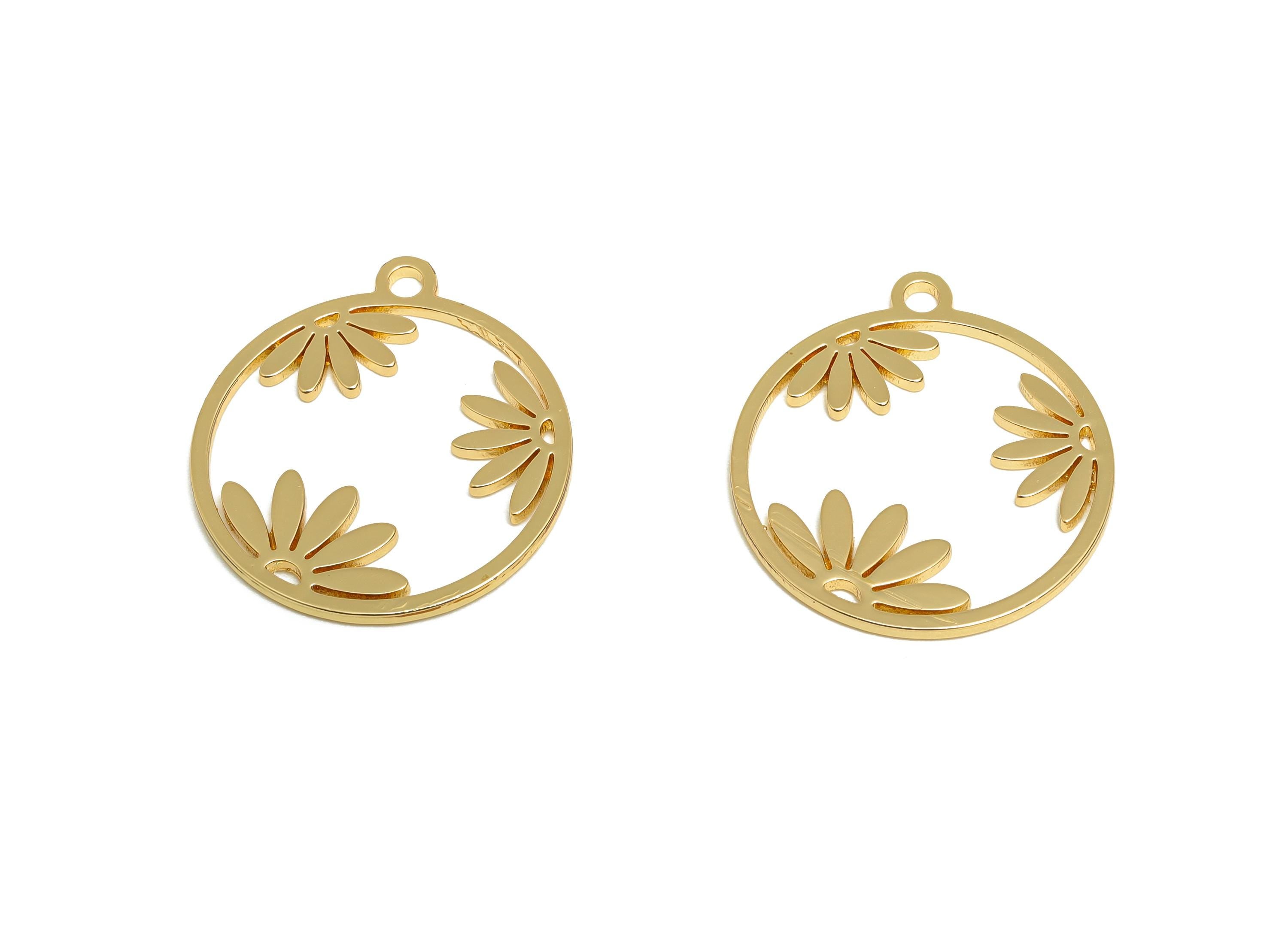 Daisy Cutout Earring Charm - Brass Daisy Gold Charm - Botanical Gold Pendant - Nature Jewelry - 18K Real Gold Plated - 21x19x0.9mm - RGP9266 - DOMEDBAZAAR