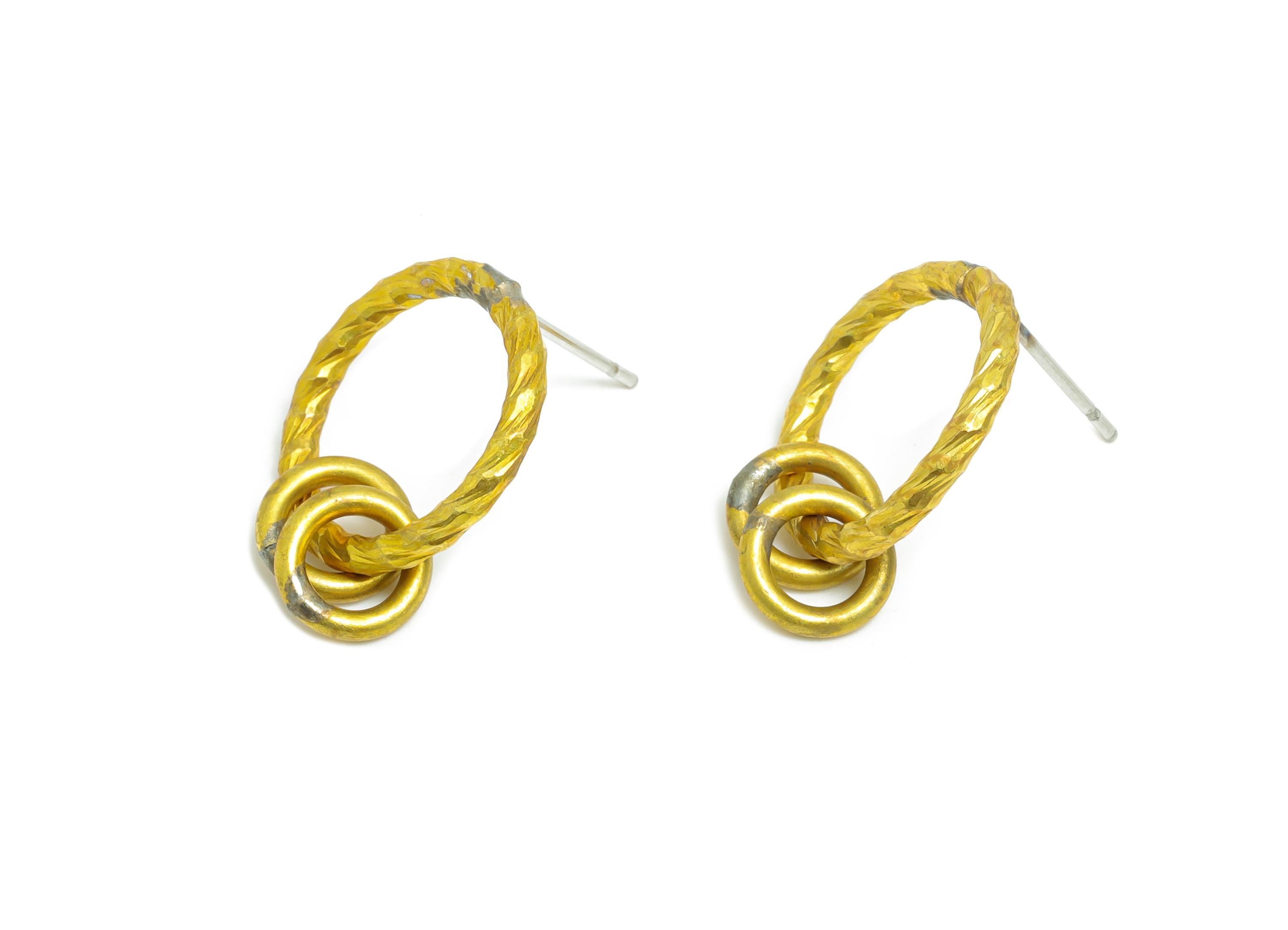 Interlocking Circle Studs - Raw Brass Minimalist Earring Base - Geometry Layered Circle Earring - DIY Jewelry Component - 17x15x2mm -PP11031 - DOMEDBAZAAR