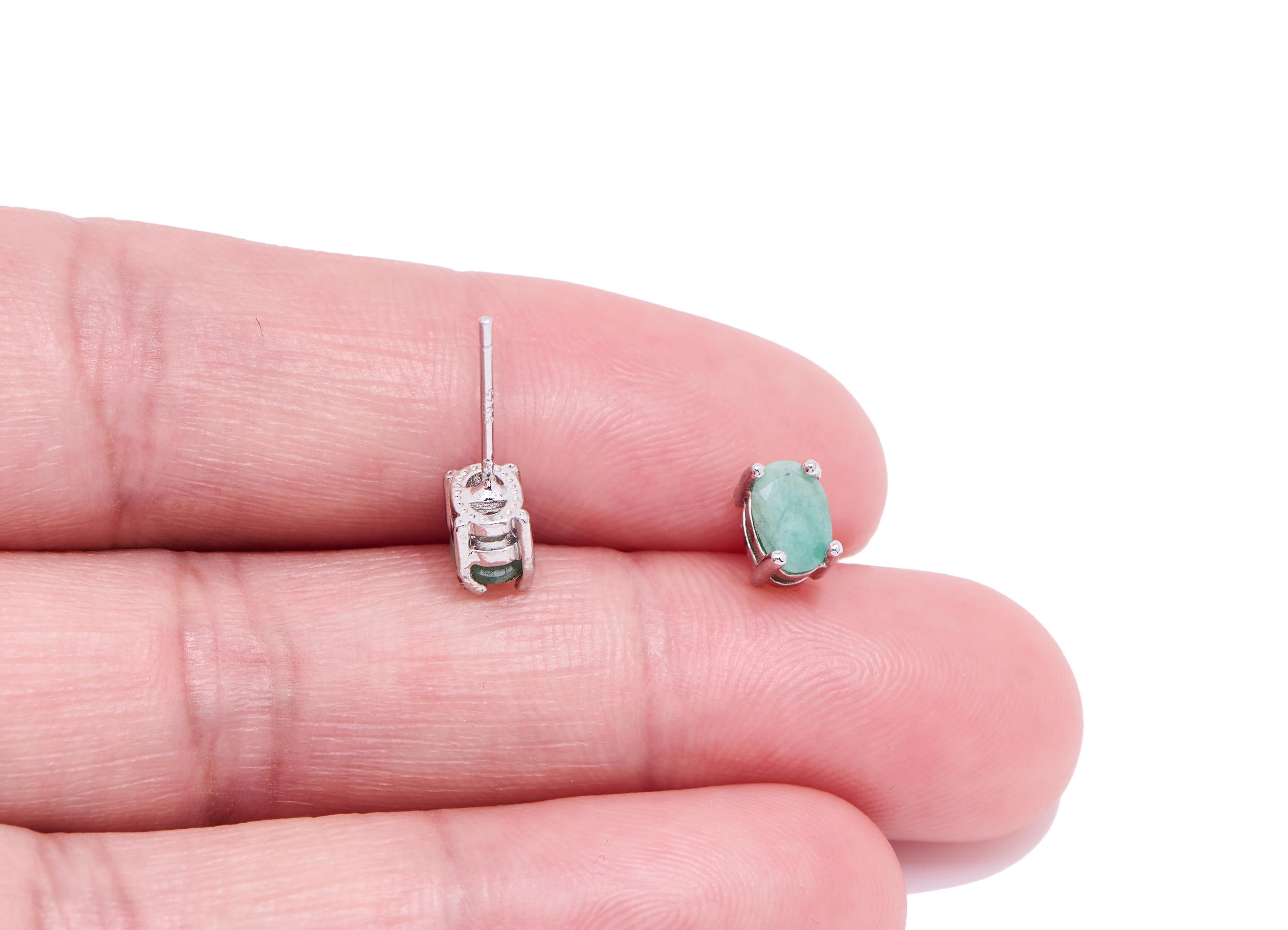 Emerald Brass Oval Stud - Simple Oval Gemstone Earring Post - Classic Jewelry Making - Silver Stud - White K Plated - 6.13x3.4x5mm - NS2569 - DOMEDBAZAAR