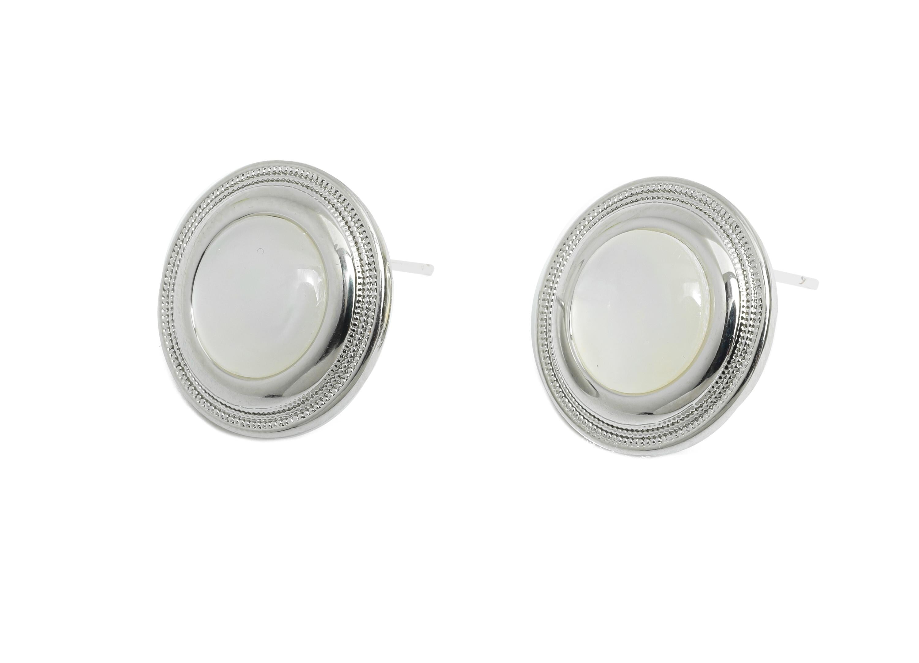 Sparkling Round Stud - Brass Circle Seashell Earrings - Refined Silver Earrings Post - 18K White Gold Plated - 17.35x17.24x0.74mm -RGP9595 - DOMEDBAZAAR