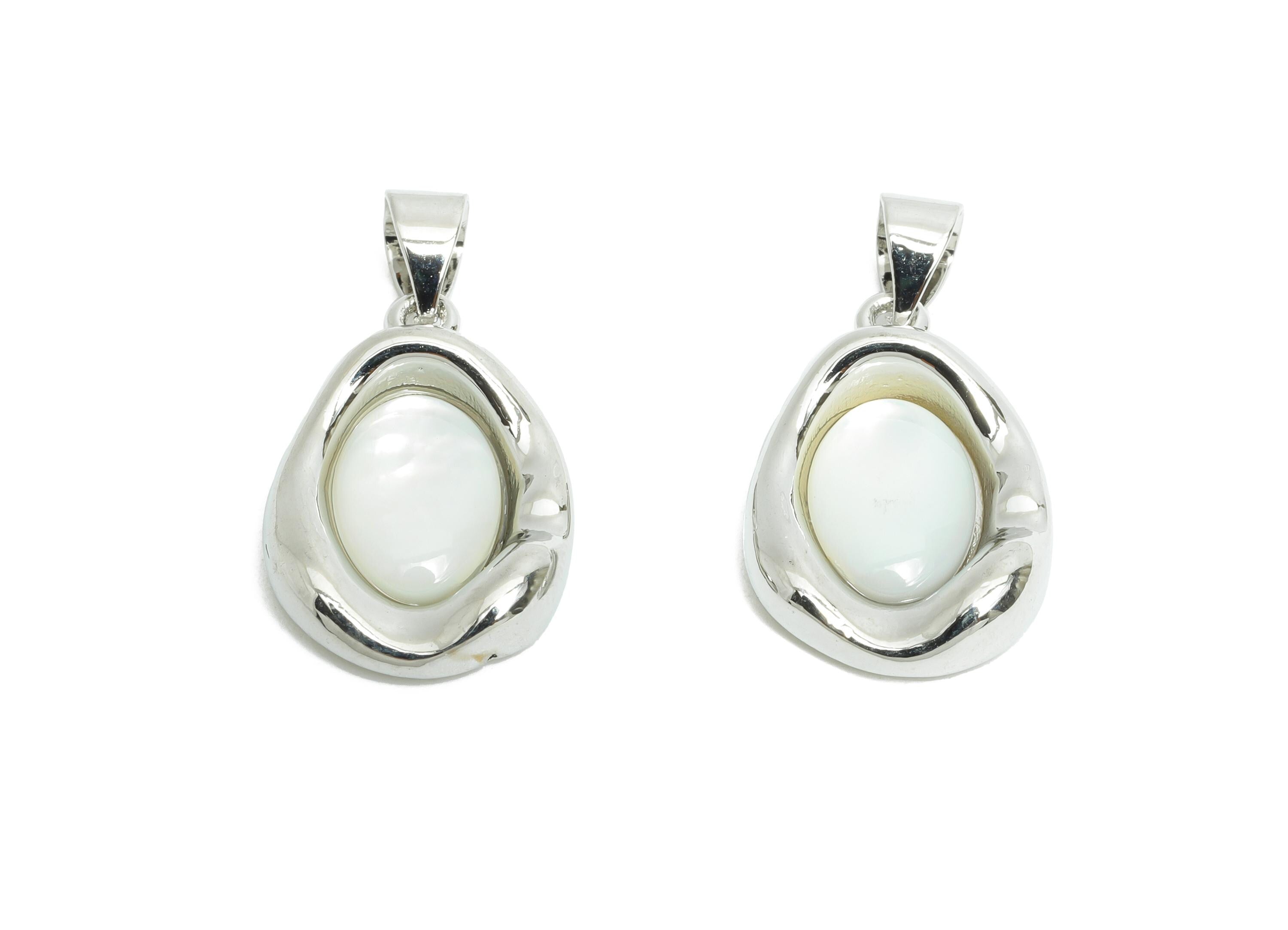 Brass Sea Shell Pendant - Brass Oval Vintage Jewelry - Silver Shiny Shell Pendant - 18K Real White Gold Plated - 22x2x3.84mm - RGP9636 - DOMEDBAZAAR