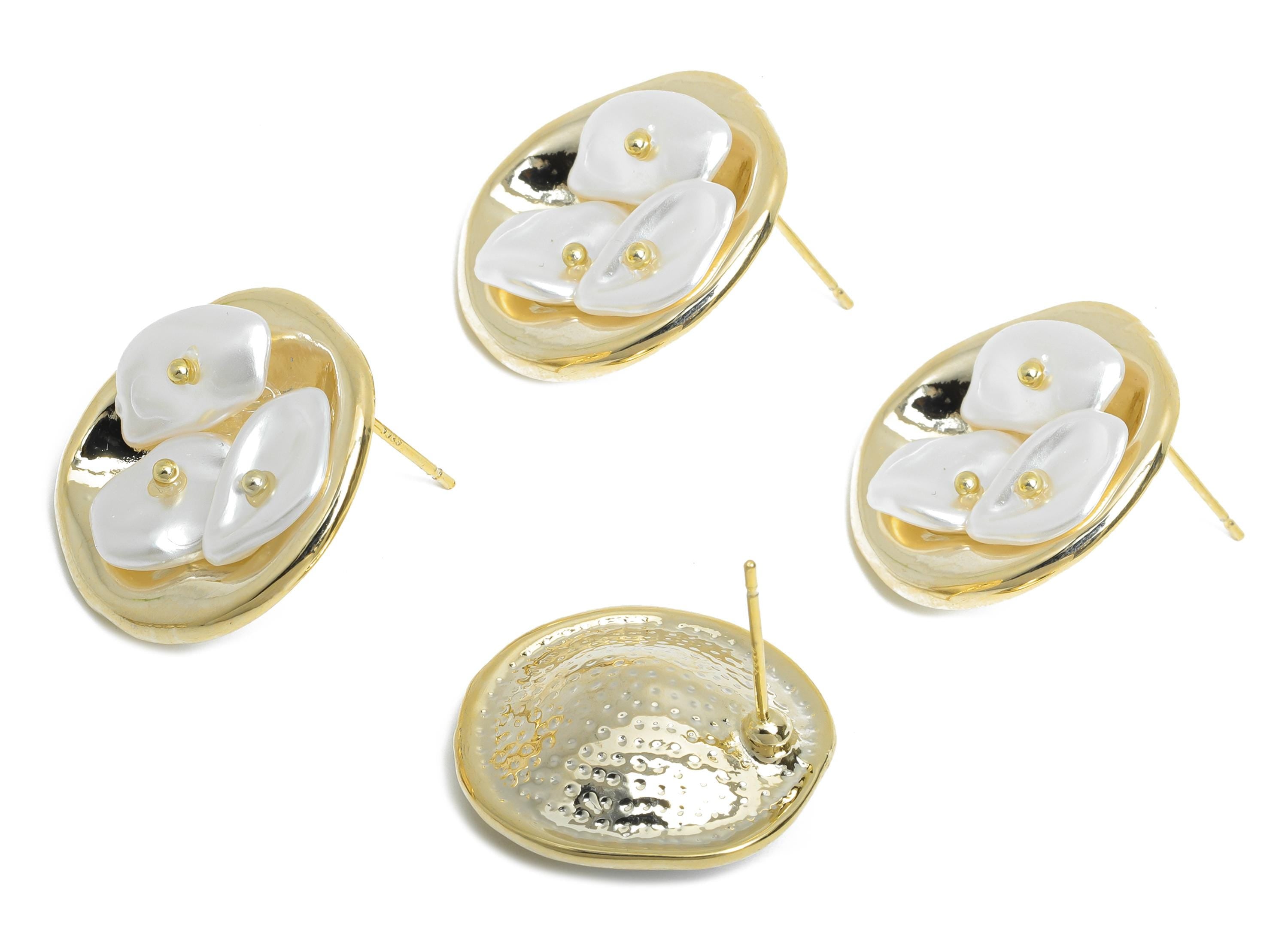 Brass Pearl Post Earring - Brass Floral Imitation Pearl Earring Stud - Modern Jewelry for Gift - 18K Gold Plated - 20x19x0.7mm - RGP9590 - DOMEDBAZAAR