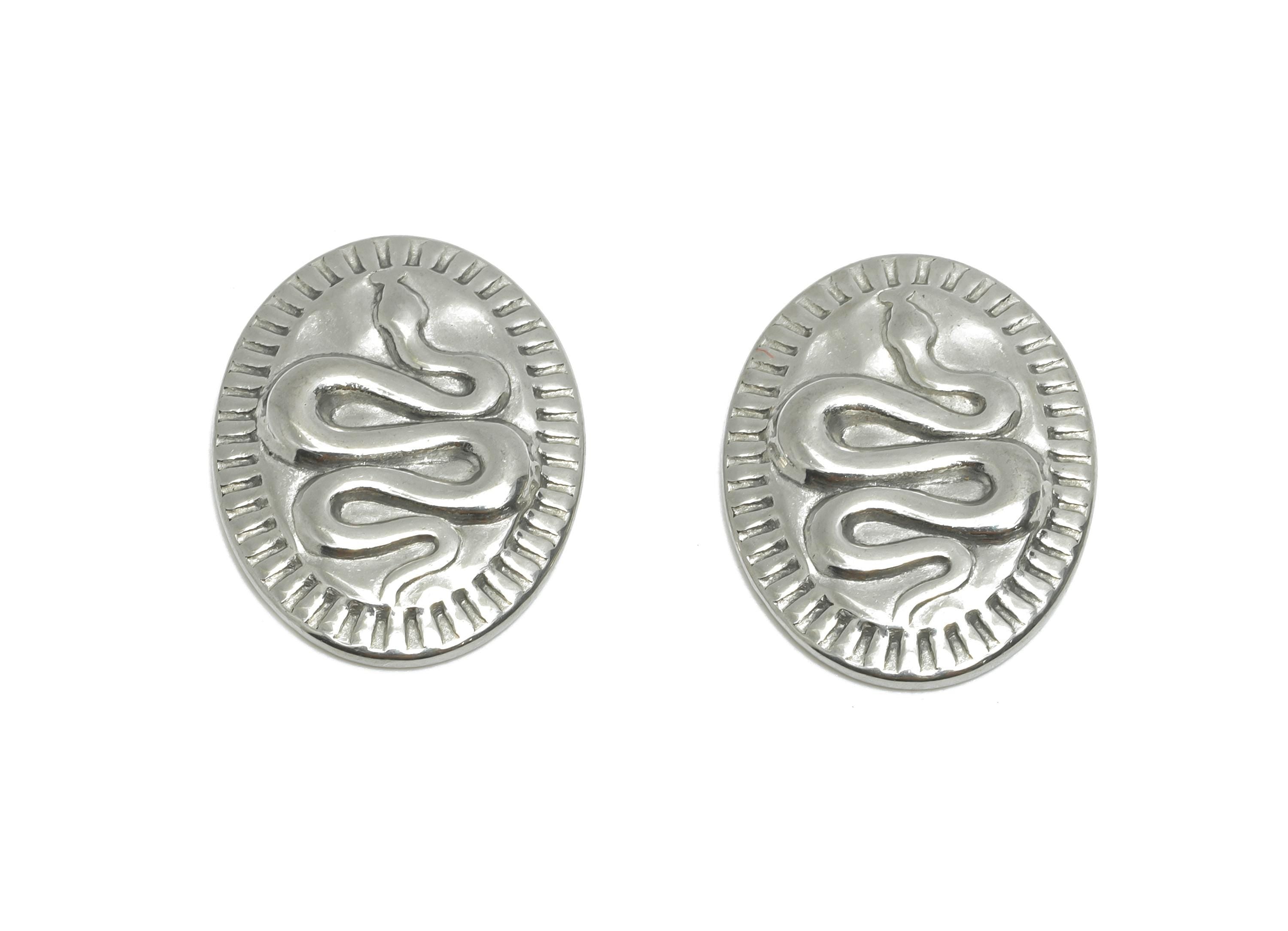 Stainless Steel Snake Charms - Snake Motif Charm - Snake with Sunburst Edge - Engraved Snake Medallion - Steel Jewelry - 20x15x2mm - SS2067 - DOMEDBAZAAR