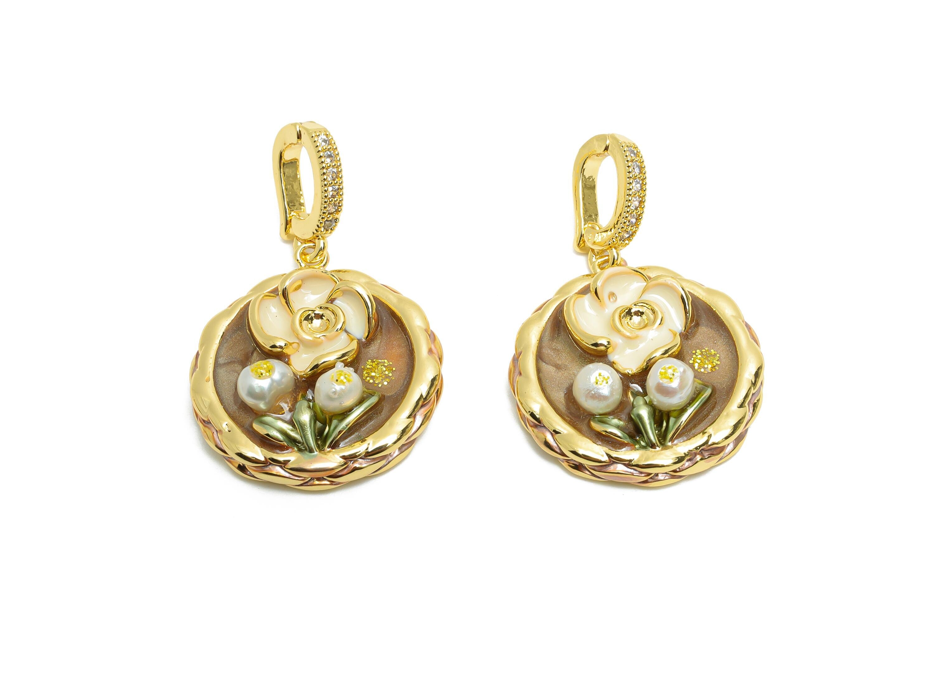 Elegant Floral Pendant - Brass Pearl Enamel Pendant - Dainty Vintage Bracelet Charm With Bail - 18K Real Gold Plated - 33x21x8mm - RGP10697 - DOMEDBAZAAR