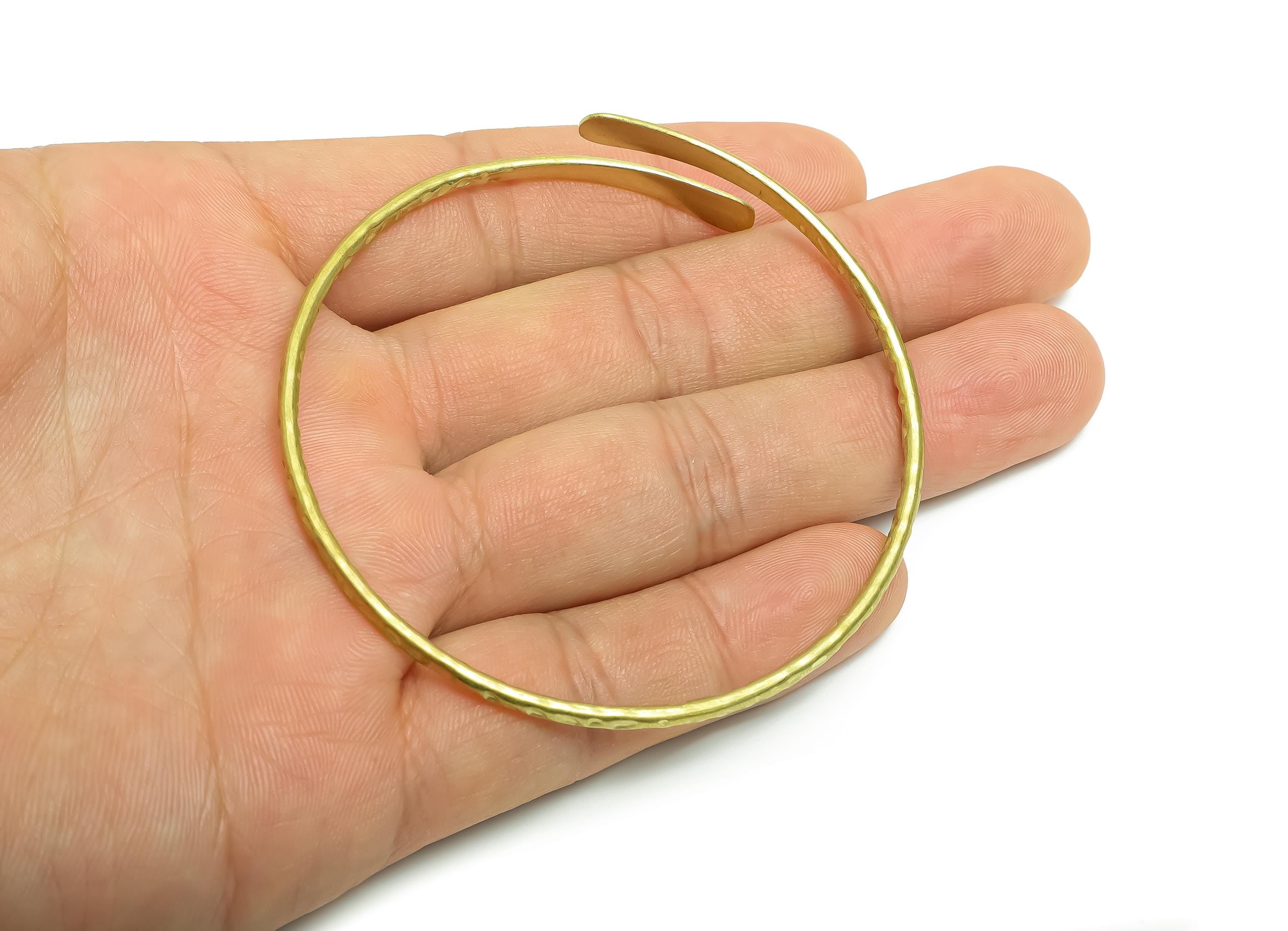 2.6mm Brass Hammered Bracelet - Raw Brass Adjustable Chic Bracelet - Textured Open Wire Bangle - Handmade Jewelry - 66.56x68x2.6mm - PP11135 - DOMEDBAZAAR