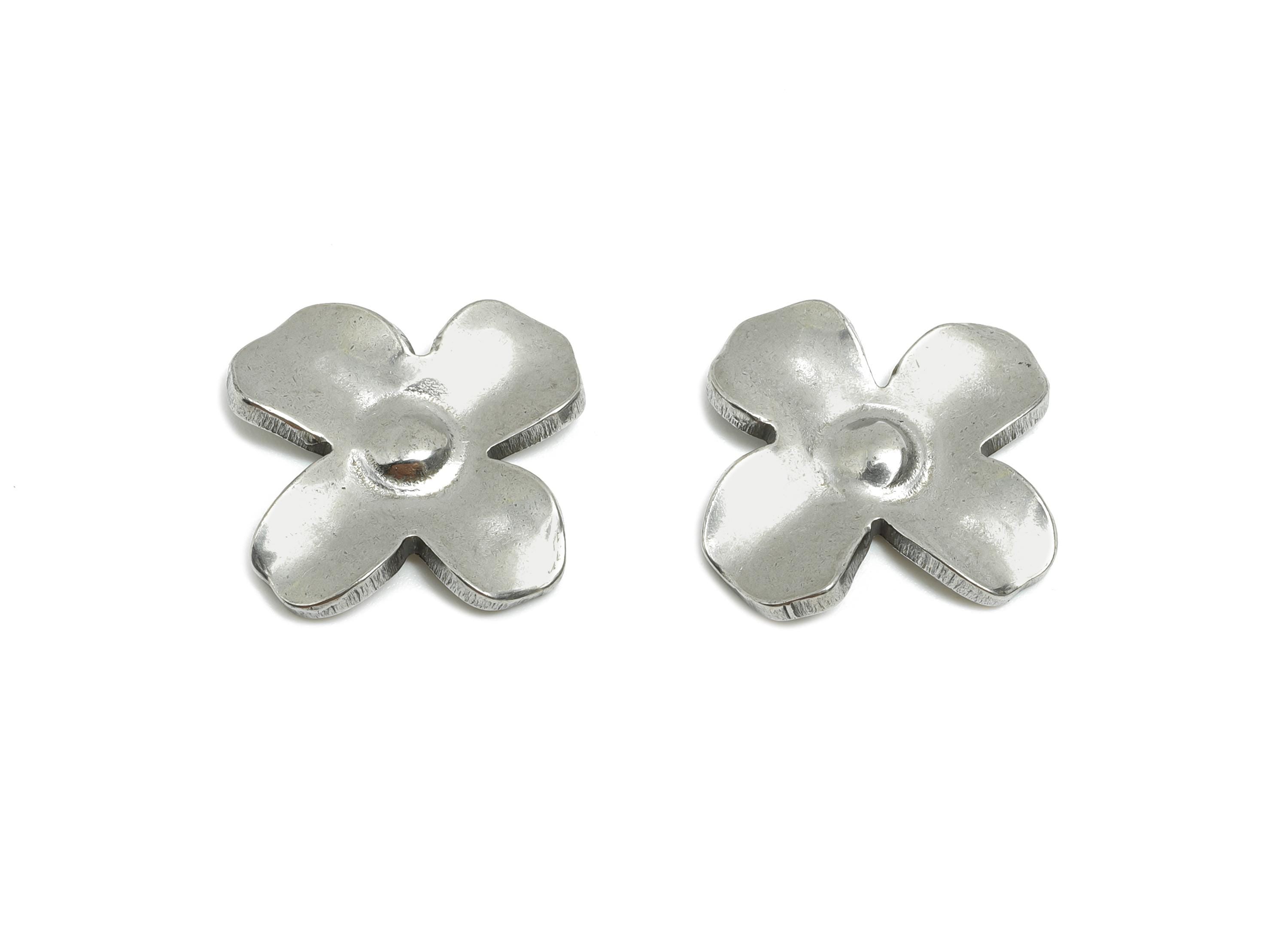 Stainless Steel Flower Charms - Delicate Botanical Flower Charms - Minimalist Flower Design - Elegant Jewelry Making - 17x17x2mm - SS1787 - DOMEDBAZAAR