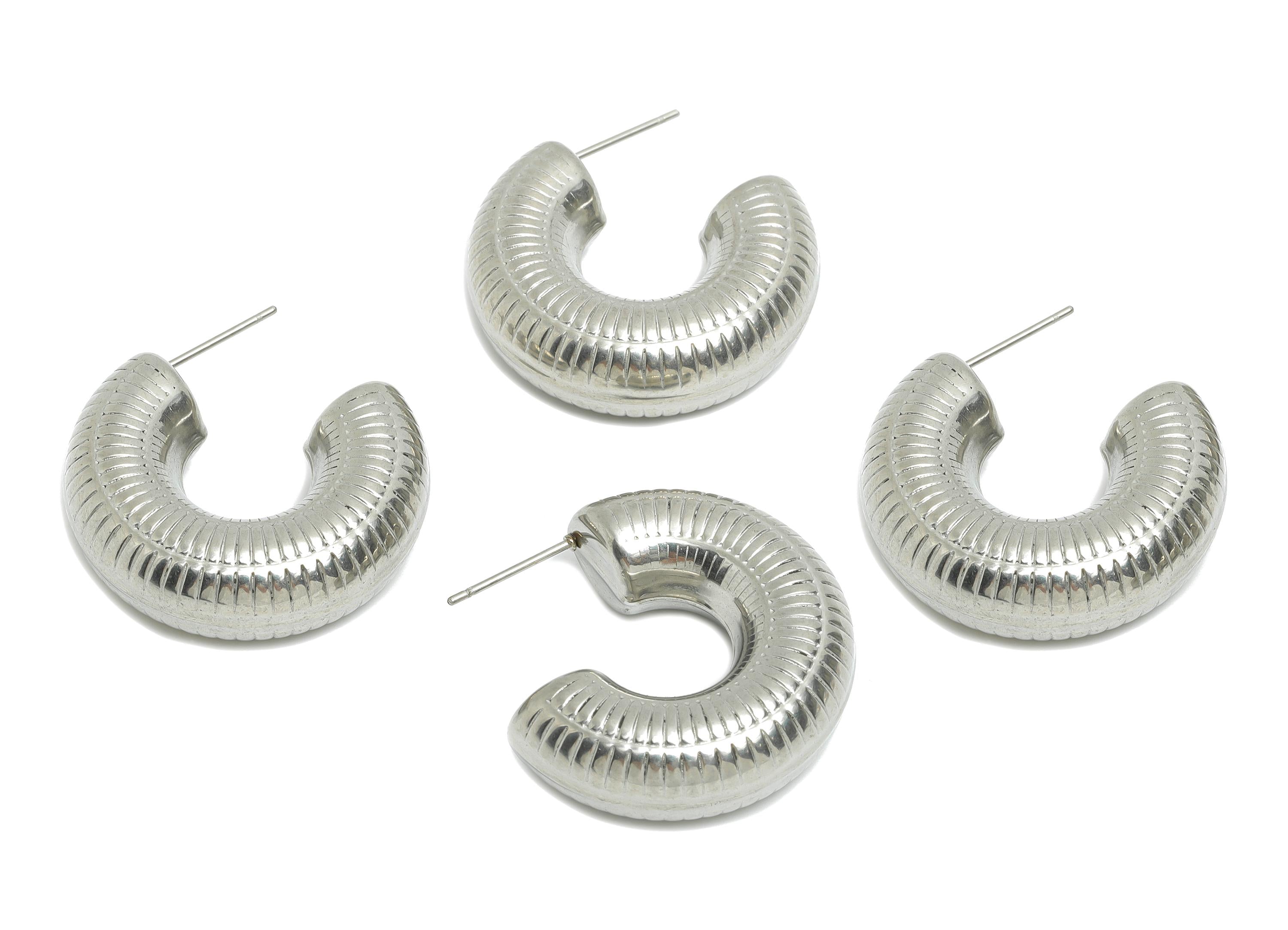 Stainless Steel C Hoop Earring Studs - Textured Silver Ribbed Hoop Post - Chunky Open Hoop Studs - Earring Jewelry - 31x26x10.5mm - SS1695 - DOMEDBAZAAR