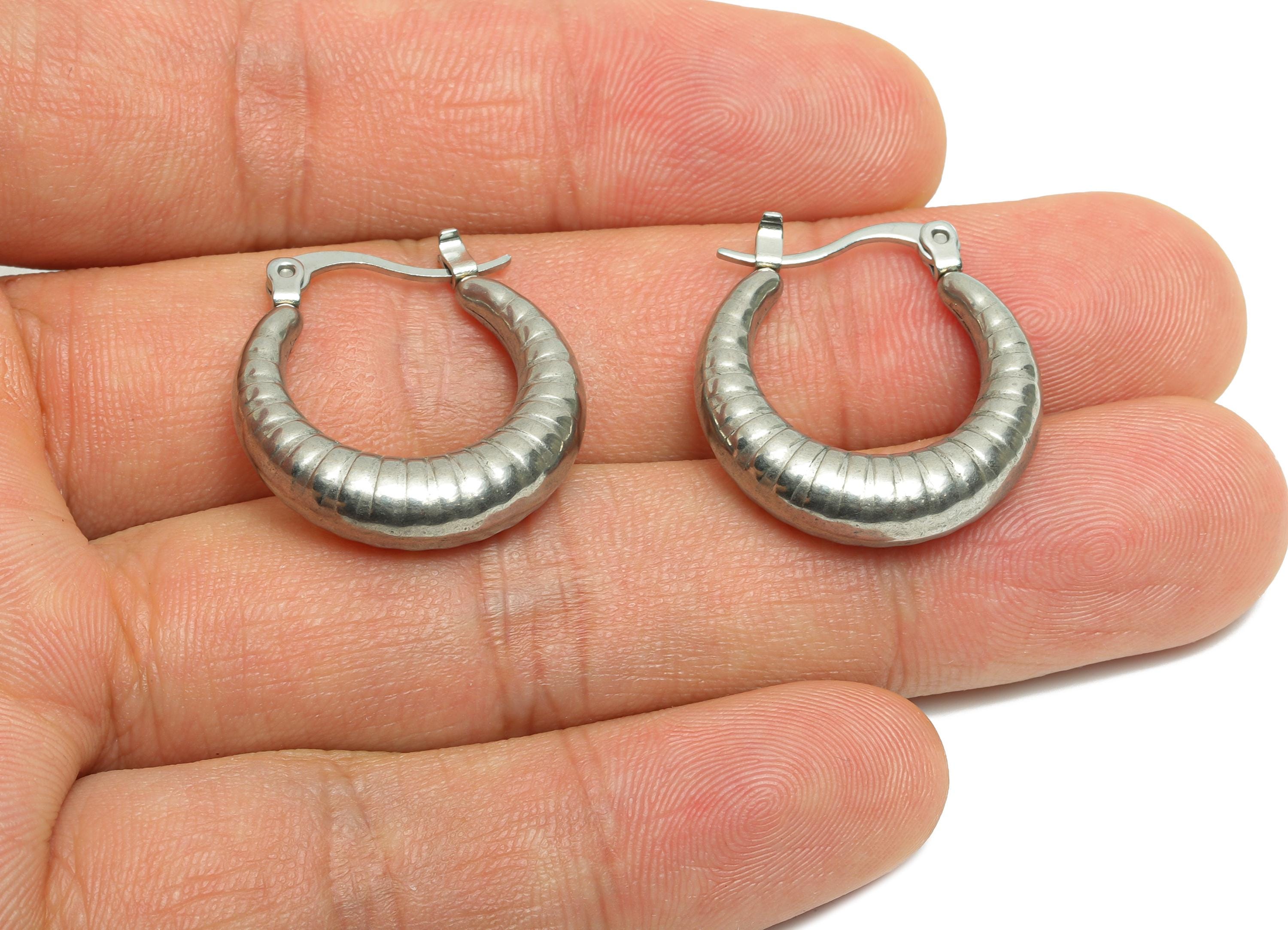 Steel Hoop Earring - Textured Silver Ribbed Hoop Earring - Hinged Back - Elegant Steel Hoop Jewelry - Steel Finding - 22.5x20x6mm - SS1708 - DOMEDBAZAAR