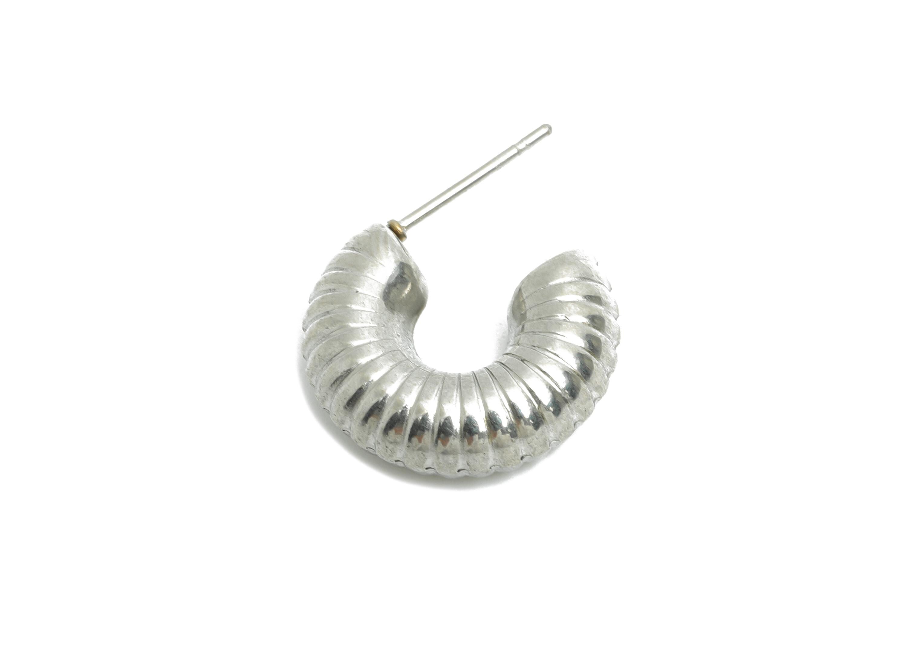 Stainless Steel C Hoop Earring Studs - Textured Silver Ribbed Hoop Post - Chunky Open Hoop Studs - Earring Jewelry - 18x15x6.2mm - SS1705 - DOMEDBAZAAR