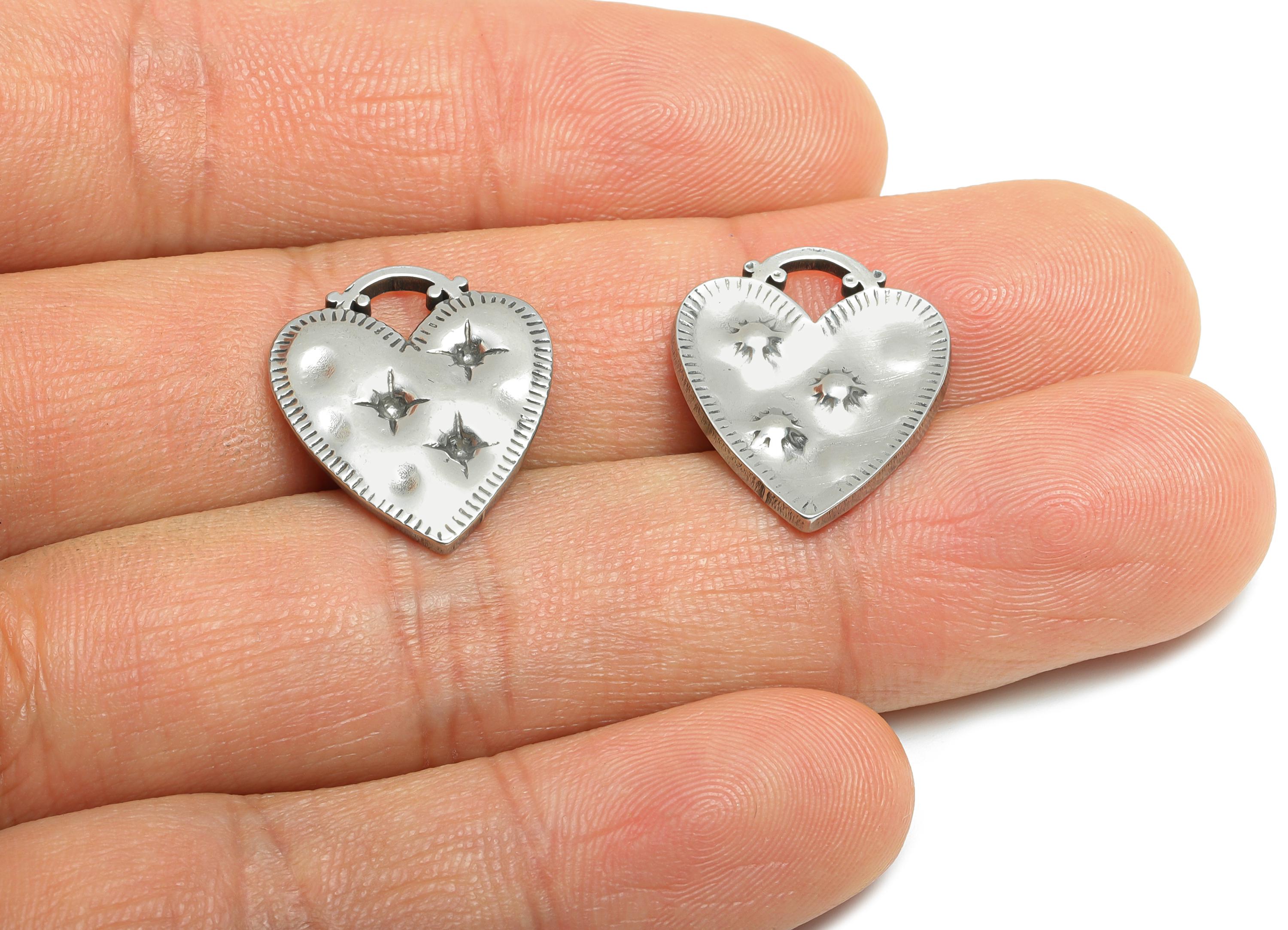 Stainless Steel Heart Charms - Steel Heart with Raised Stars For Gem - Unique Geometric Heart Pendant with Star - 20x16x2.38mm - SS1877 - DOMEDBAZAAR