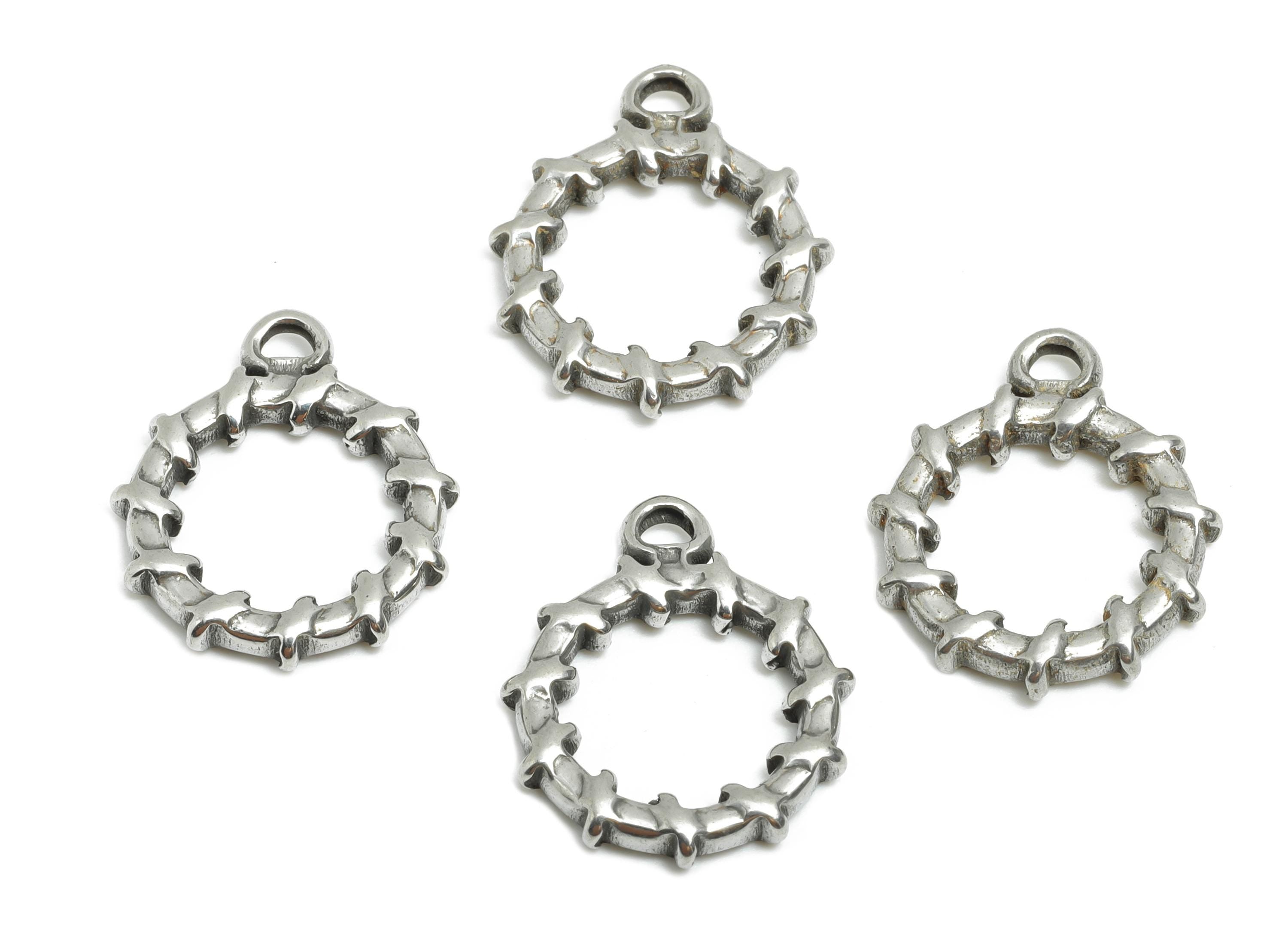 Steel Circular Link Pendant - Interlocking Links Pendant For Necklace - Modern Link Pendant - Stainless Steel Jewelry - 18x15x2mm - SS1769 - DOMEDBAZAAR