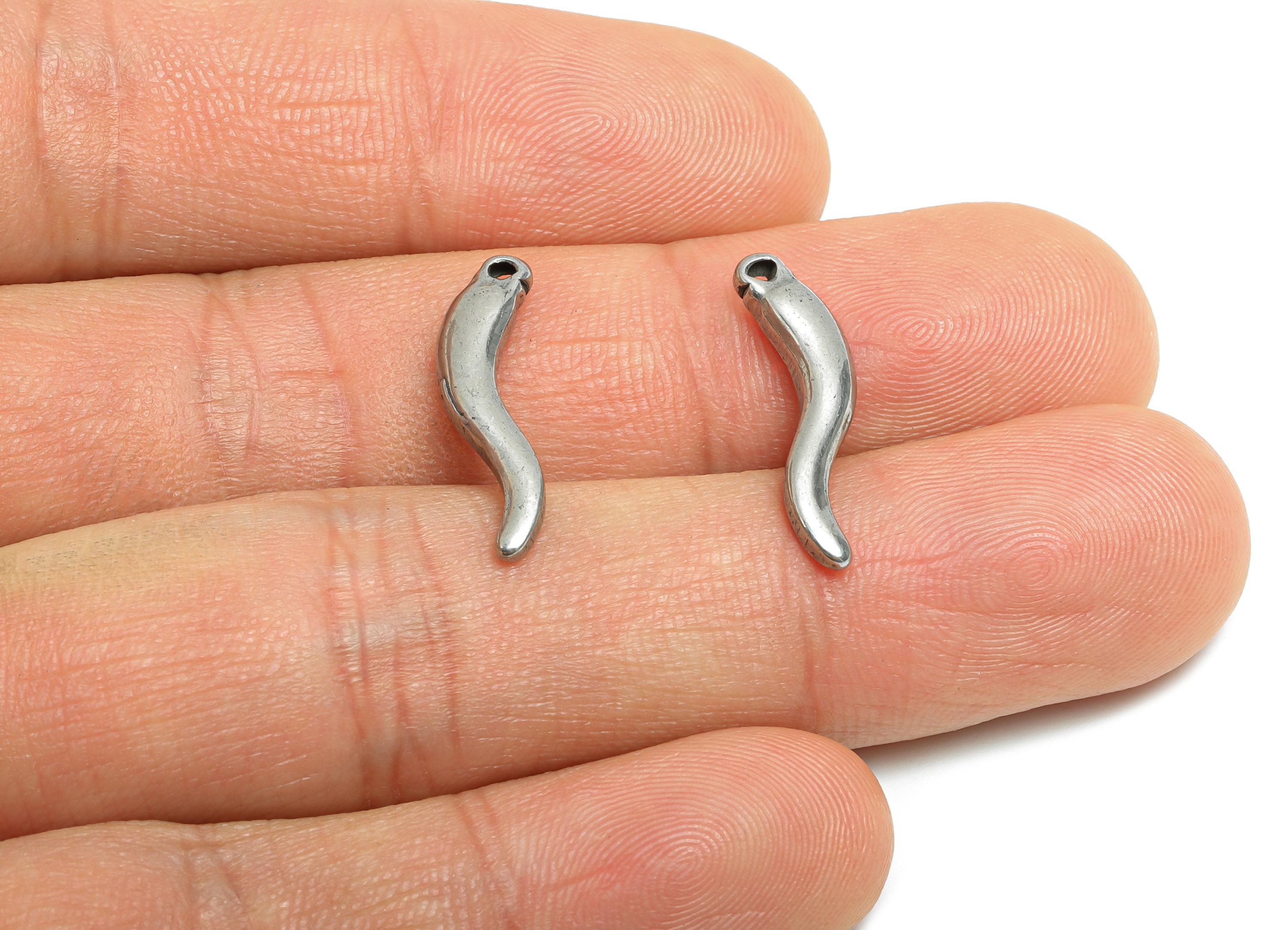 Stainless Steel Horn Charms - Minimalist Steel Curved Horn Pendant - Minimalist Horn For Necklace - Steel Jewelry - 21x5x3.04mm - SS1725 - DOMEDBAZAAR