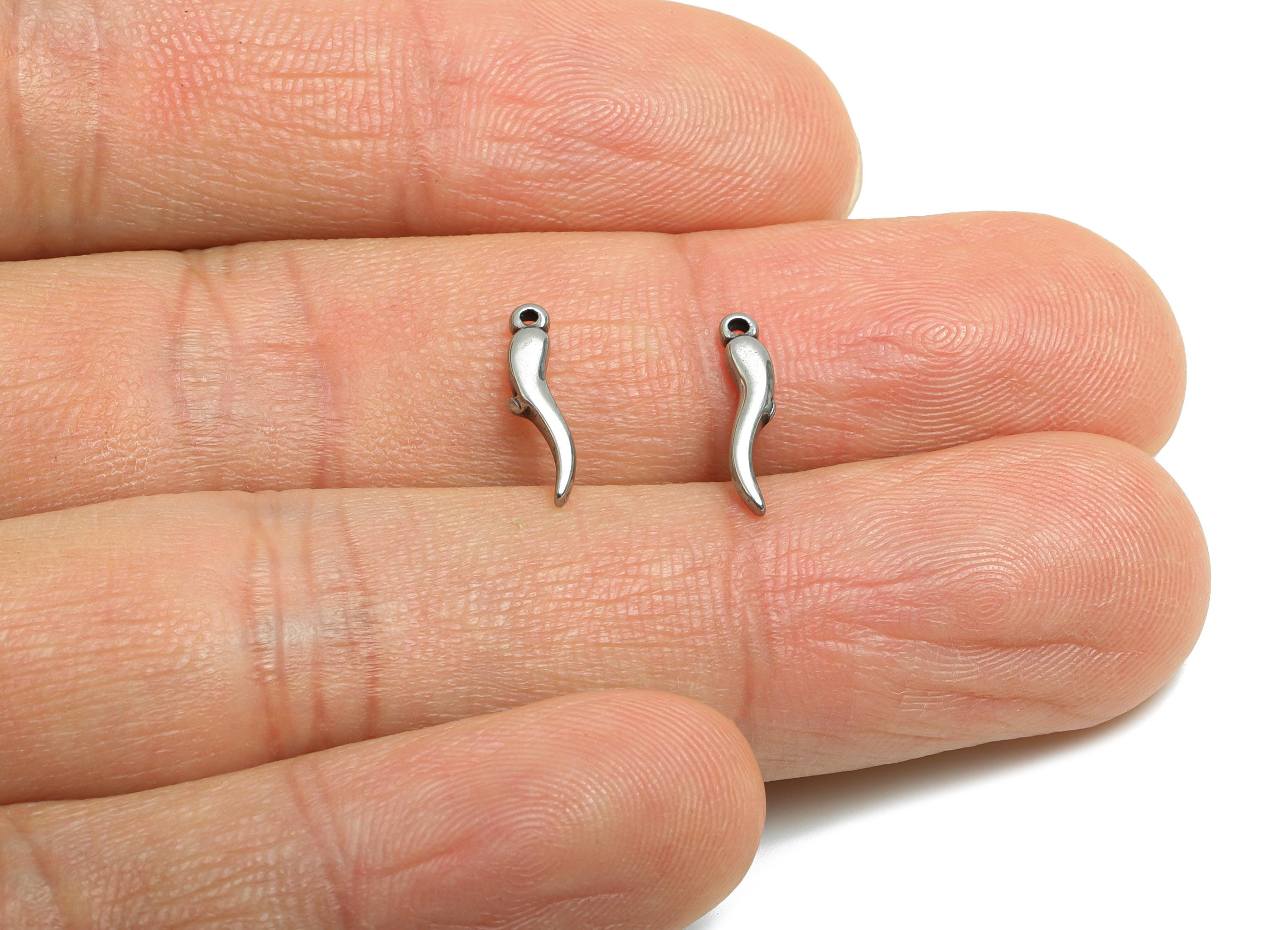 Stainless Steel Horn Charms - Minimalist Steel Curved Horn Pendant - Minimalist Horn For Necklace - Steel Jewelry - 12x2x1.95mm - SS1724 - DOMEDBAZAAR