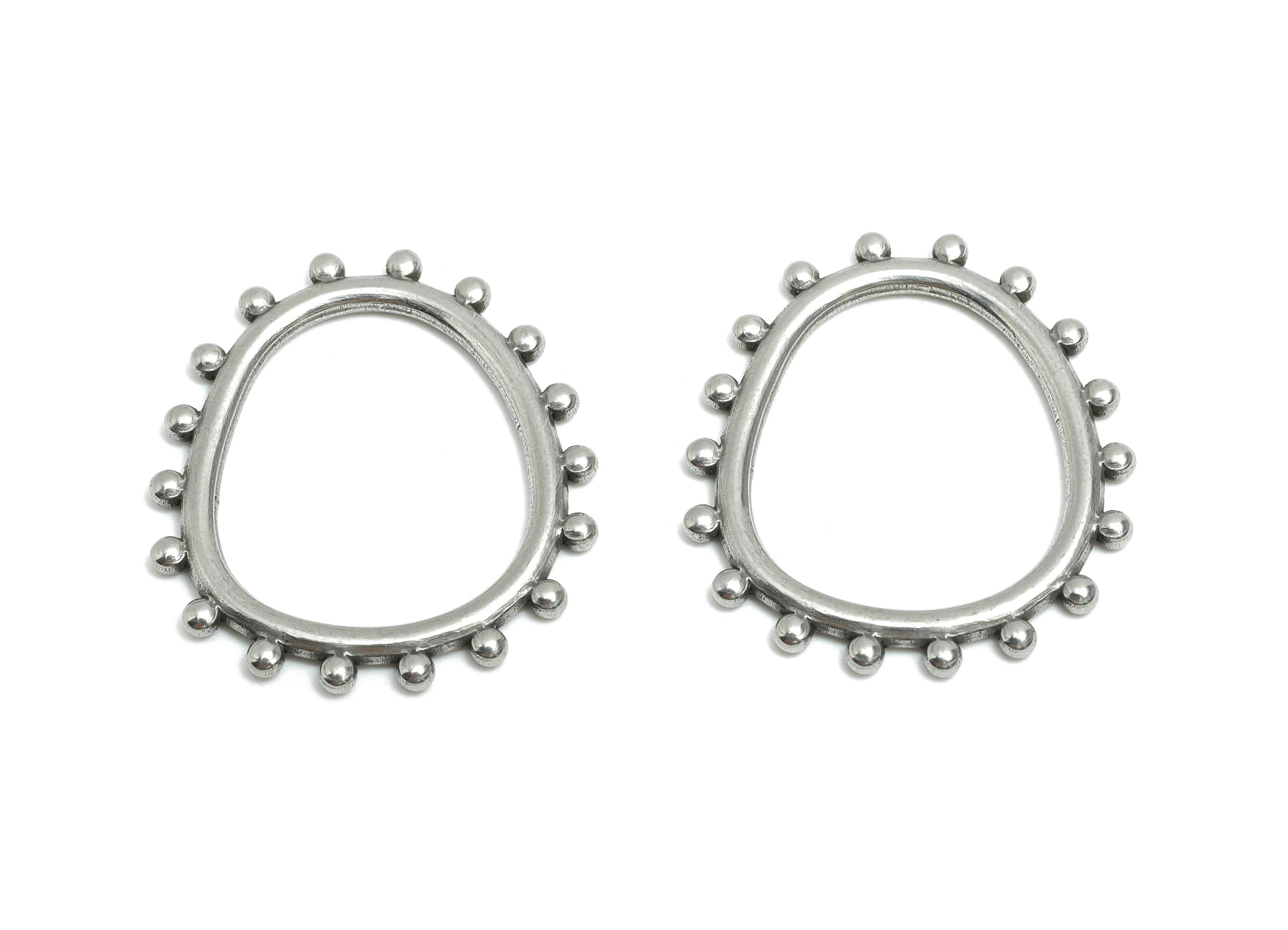 Steel Beaded Circle Pendant - Minimalist Beaded Frame Charm - Bohemian Geometric Bead Charm - Stainless Steel Jewelry - 28x25x1.9mm - SS1979 - DOMEDBAZAAR