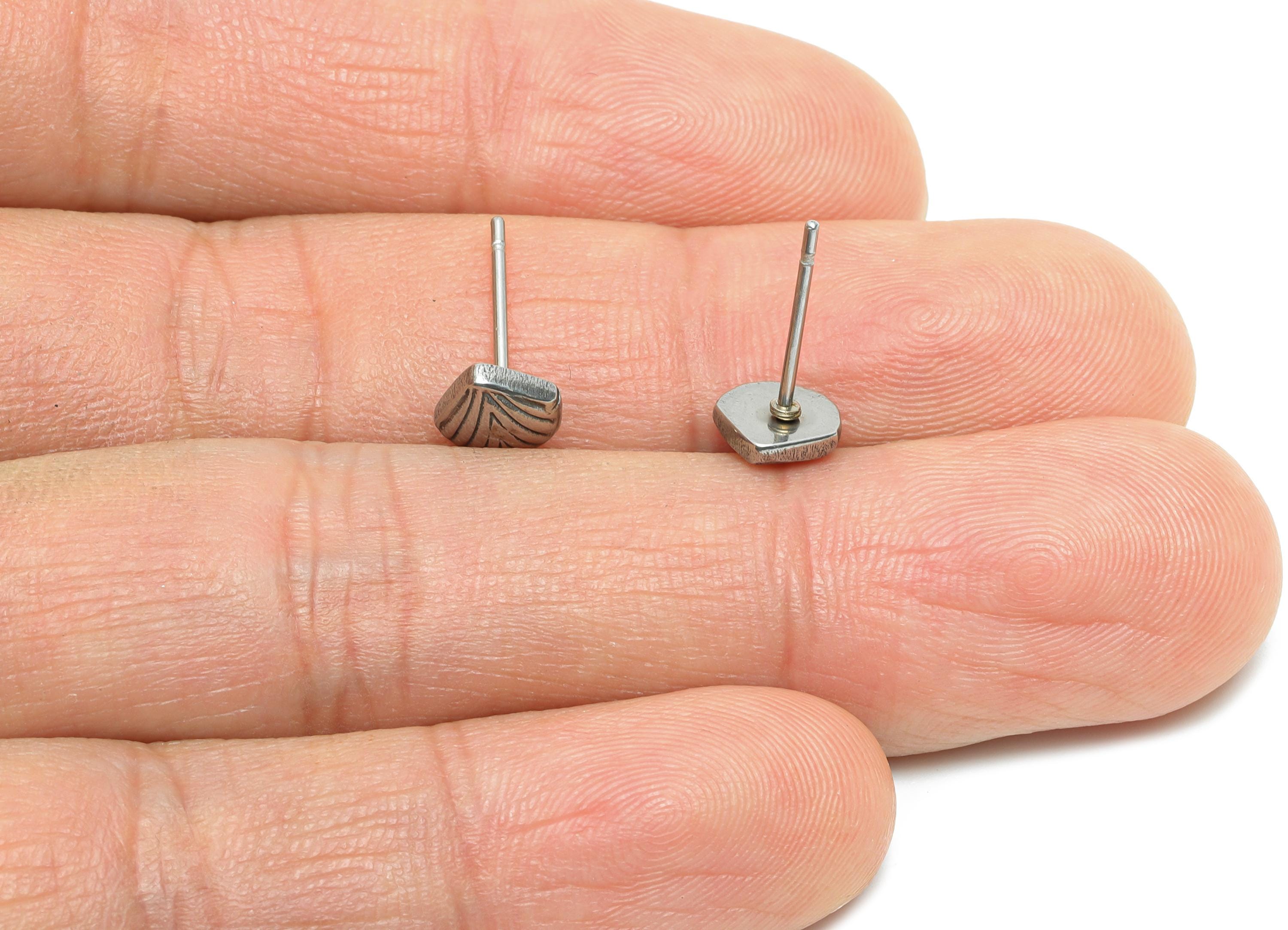 Stainless Steel Shell Studs - Silver Mini Shell Earring Post - Minimalist Marine Earring Stud - Steel Jewelry Finding - 6.9x6.7x2mm - SS2161 - DOMEDBAZAAR