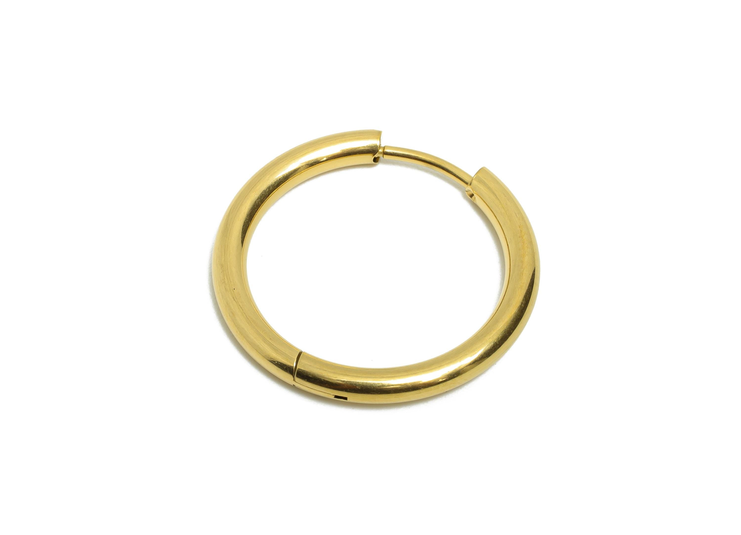 23x2.5mm Steel Hoop Earring - Elegant Gold Hoop Earring - Minimalist Circle Huggie Earring - 304 Stainless Steel- 22.6x22.6x2.5mm-SS1718-18G - DOMEDBAZAAR